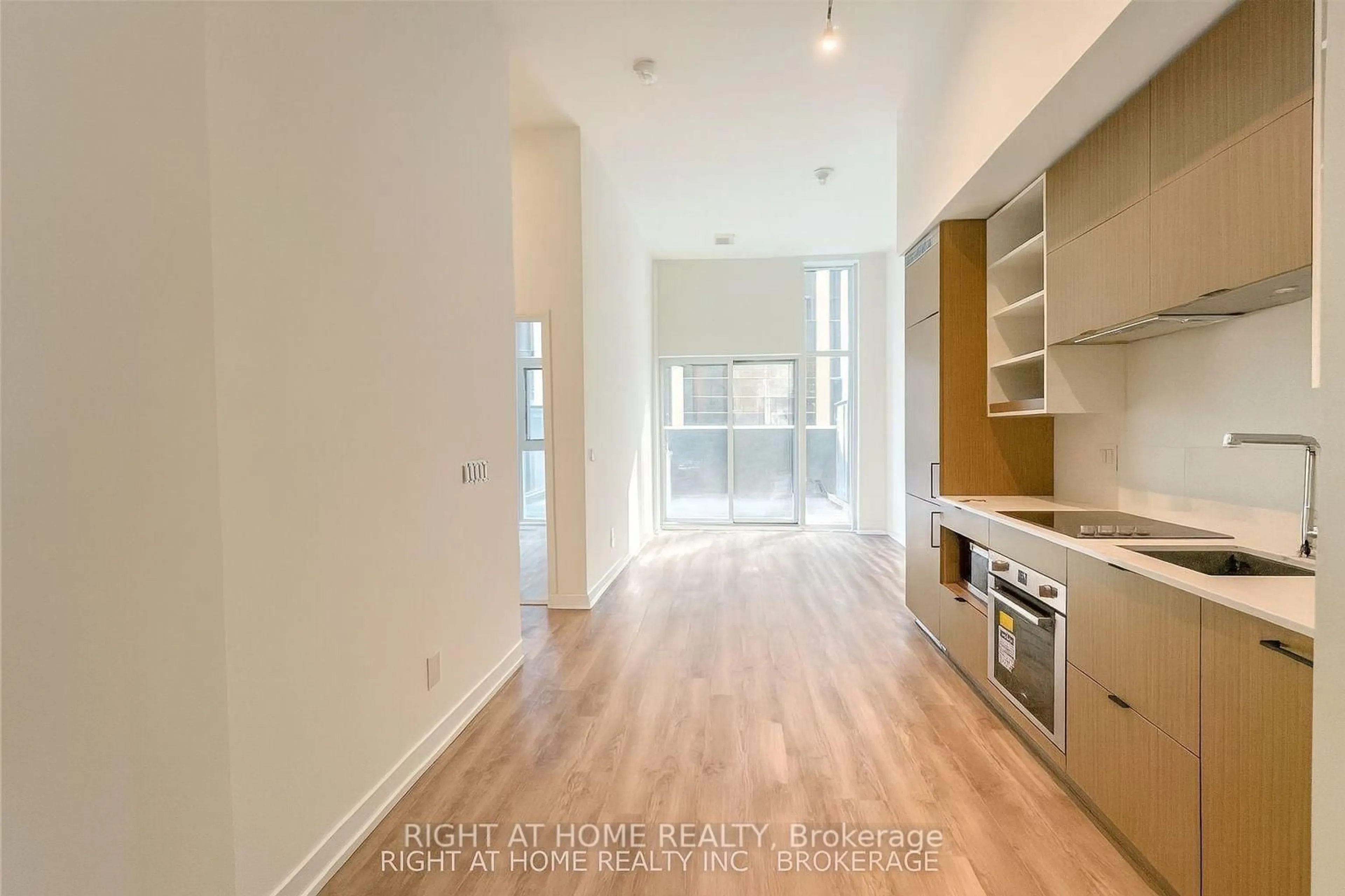 Unknown for 20 Edward St #408, Toronto Ontario M5G 1C9