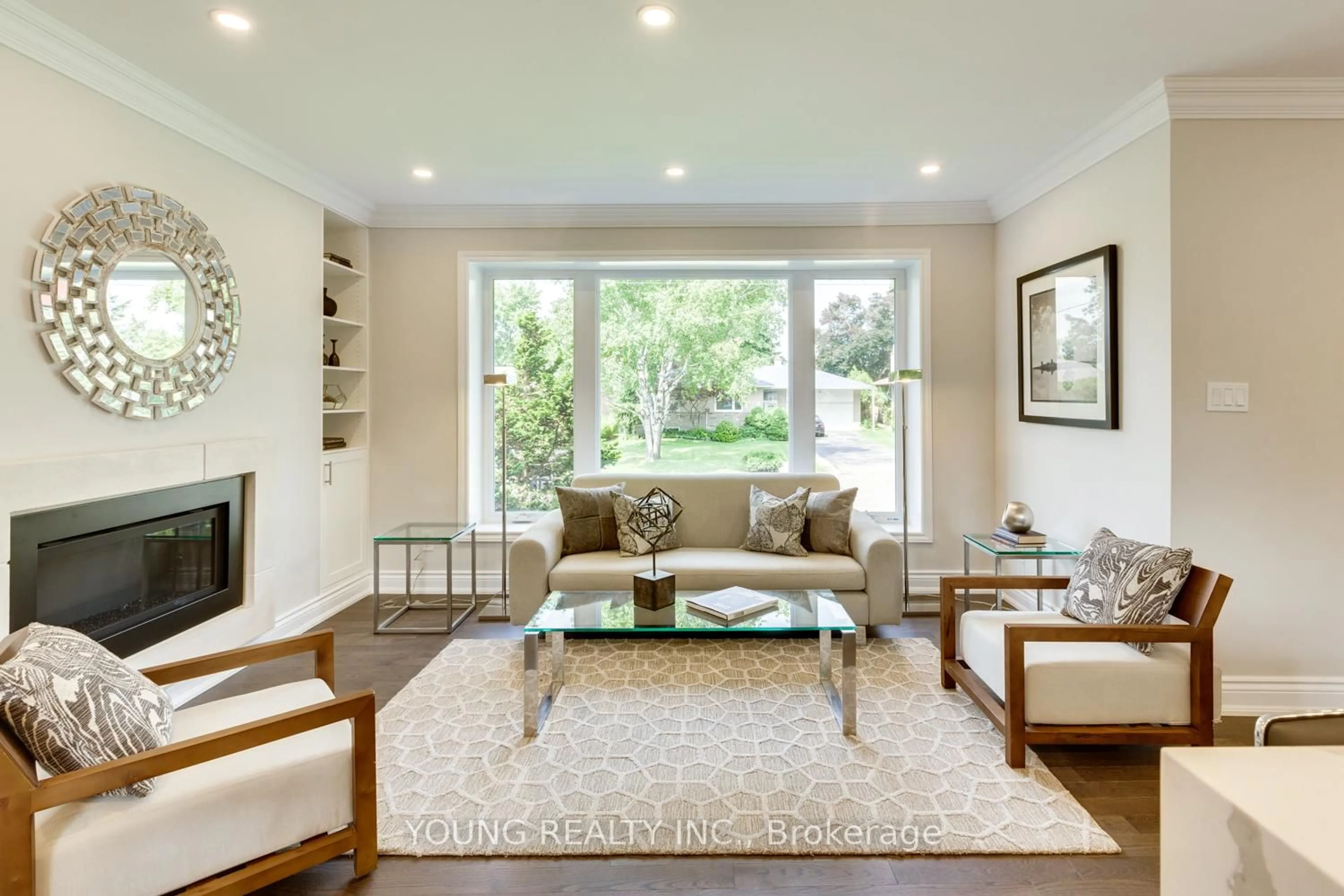 Living room with furniture, unknown for 21 Bathford Cres, Toronto Ontario M2J 2S3