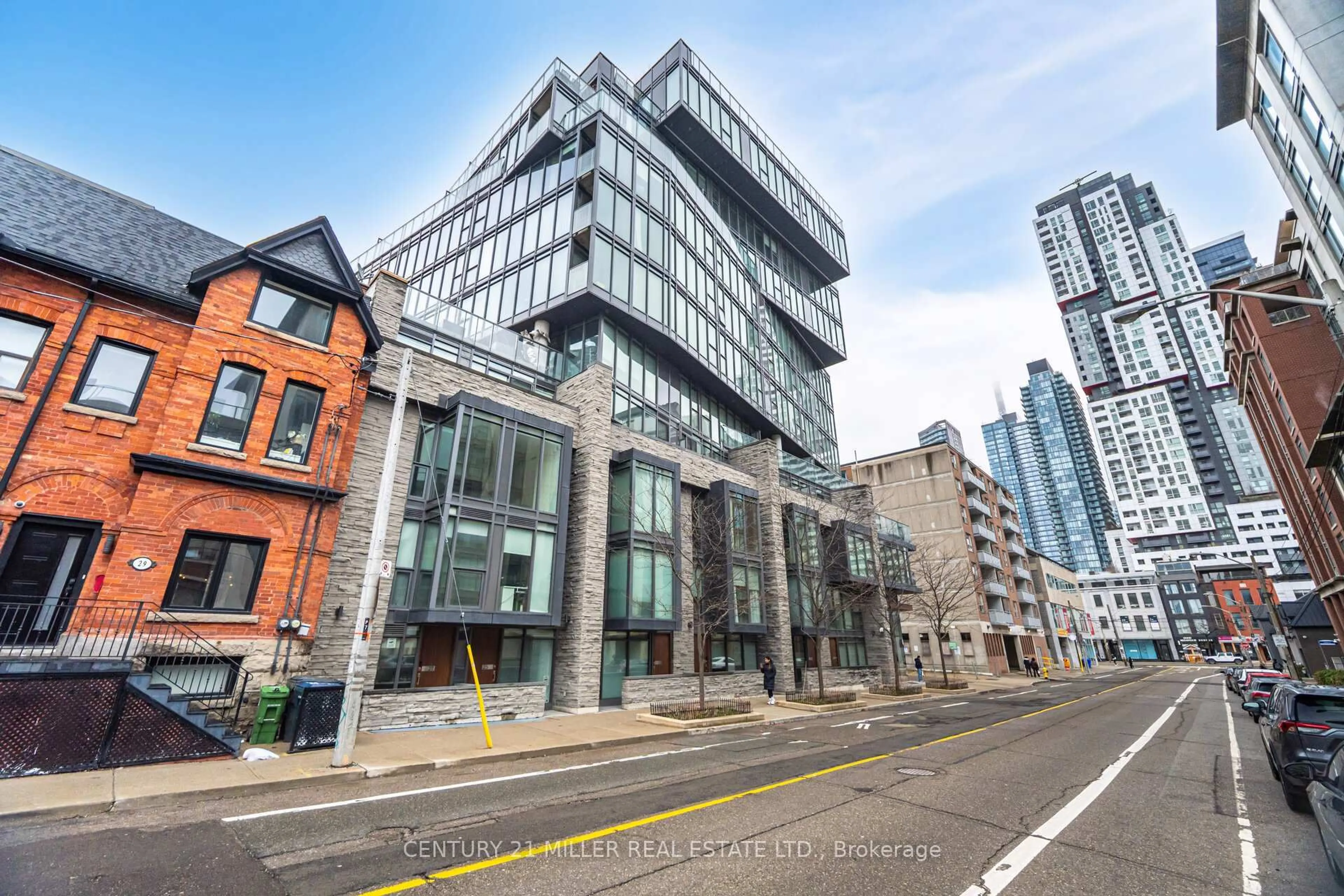 Unknown for 15 Beverley St #301, Toronto Ontario M5T 1X8