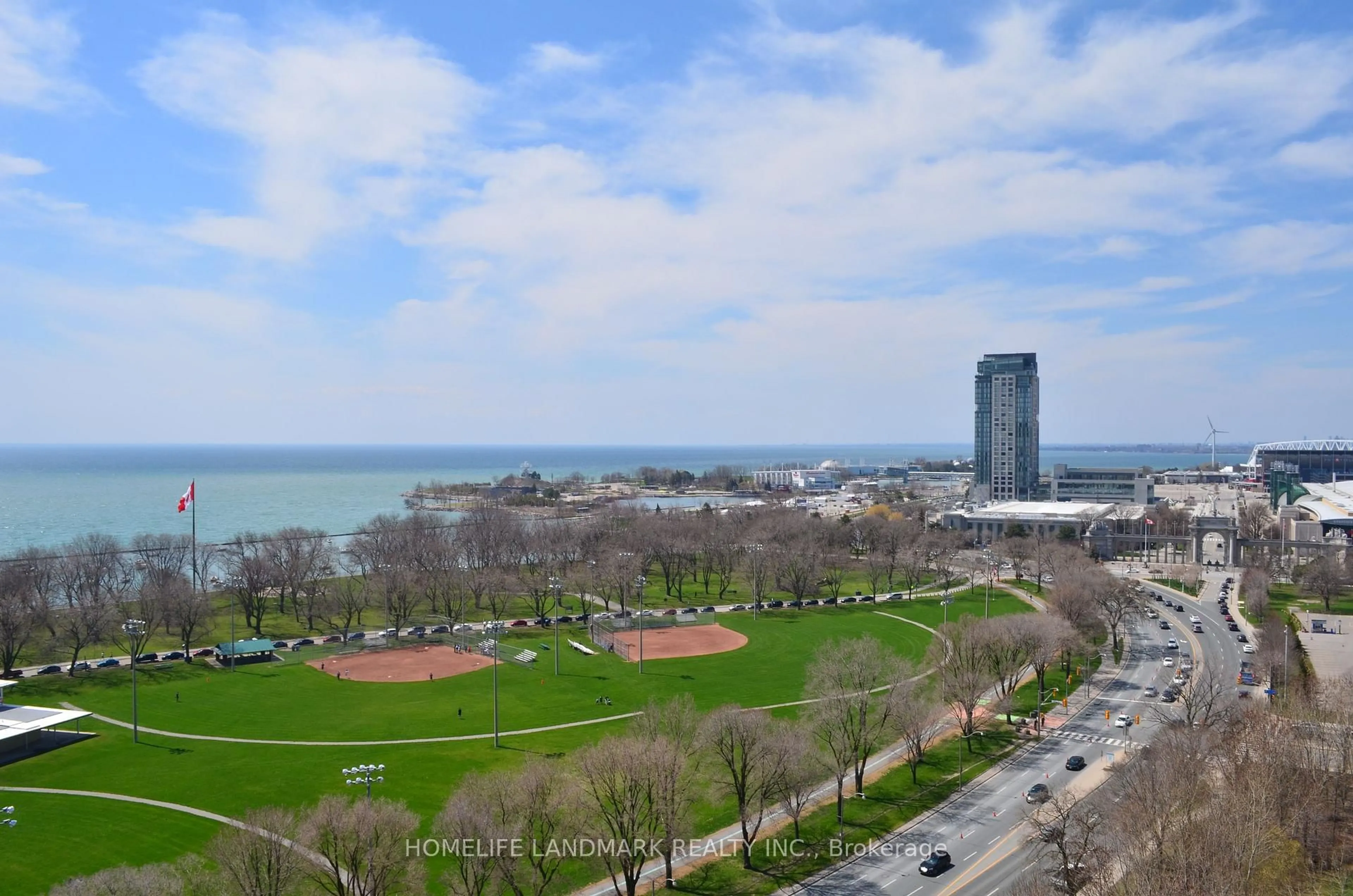 A pic from outside/outdoor area/front of a property/back of a property/a pic from drone, city buildings view from balcony for 215 Fort York Blvd #1704, Toronto Ontario M5V 4A2