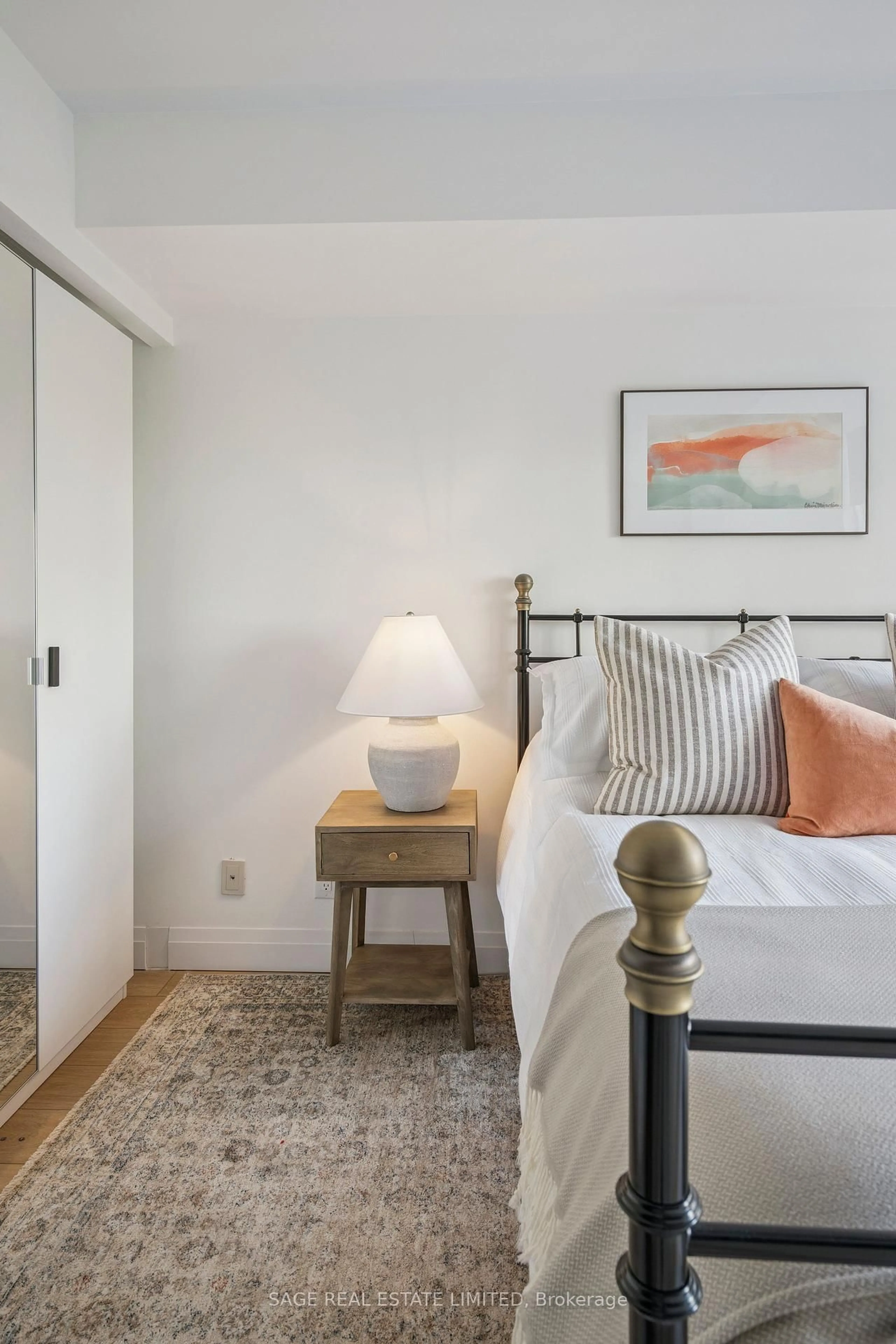 Bedroom with bed, unknown for 76 Shuter St #403, Toronto Ontario M5B 1B4
