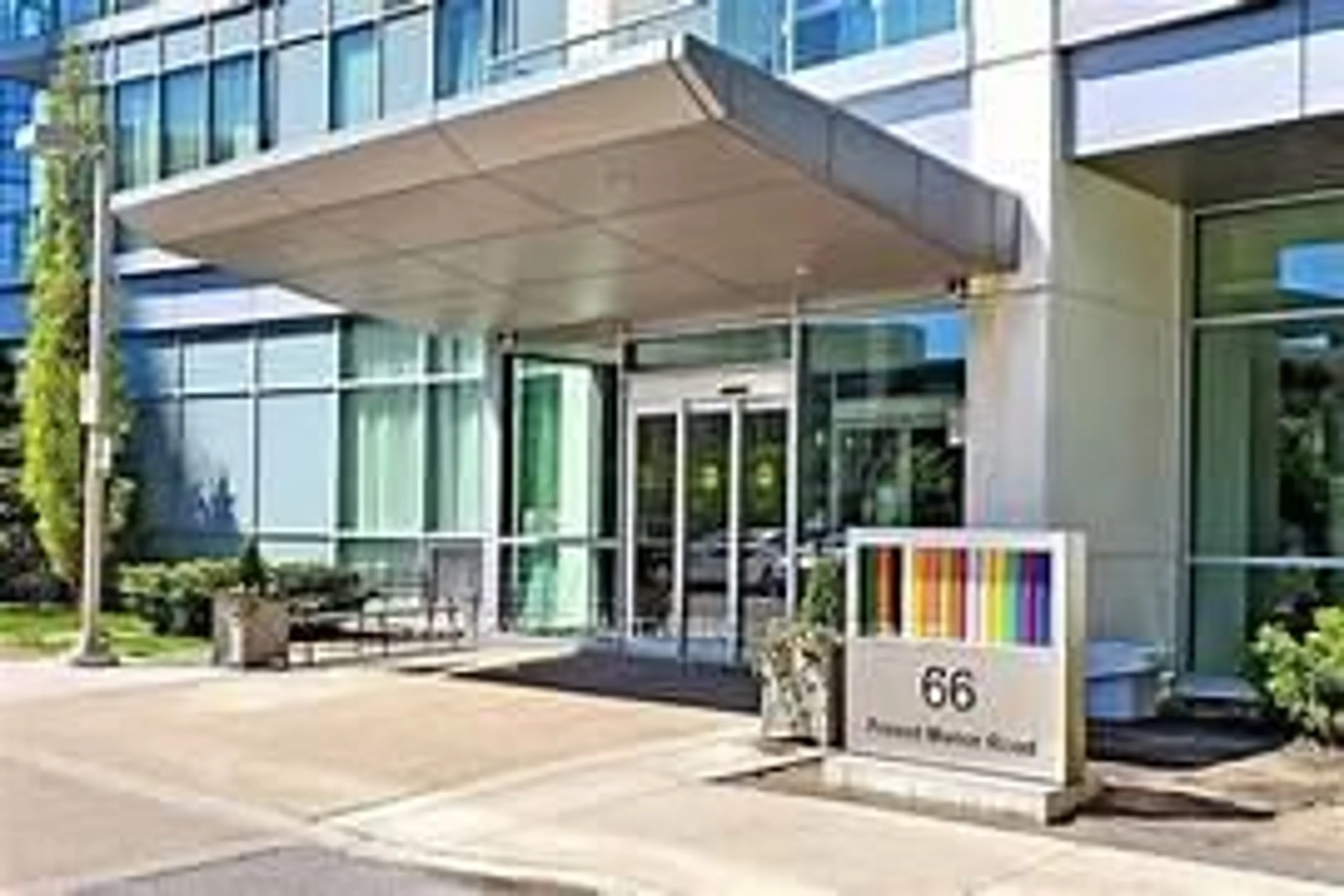 Indoor foyer for 66 Forest Manor Rd #1401, Toronto Ontario M2J 1M6
