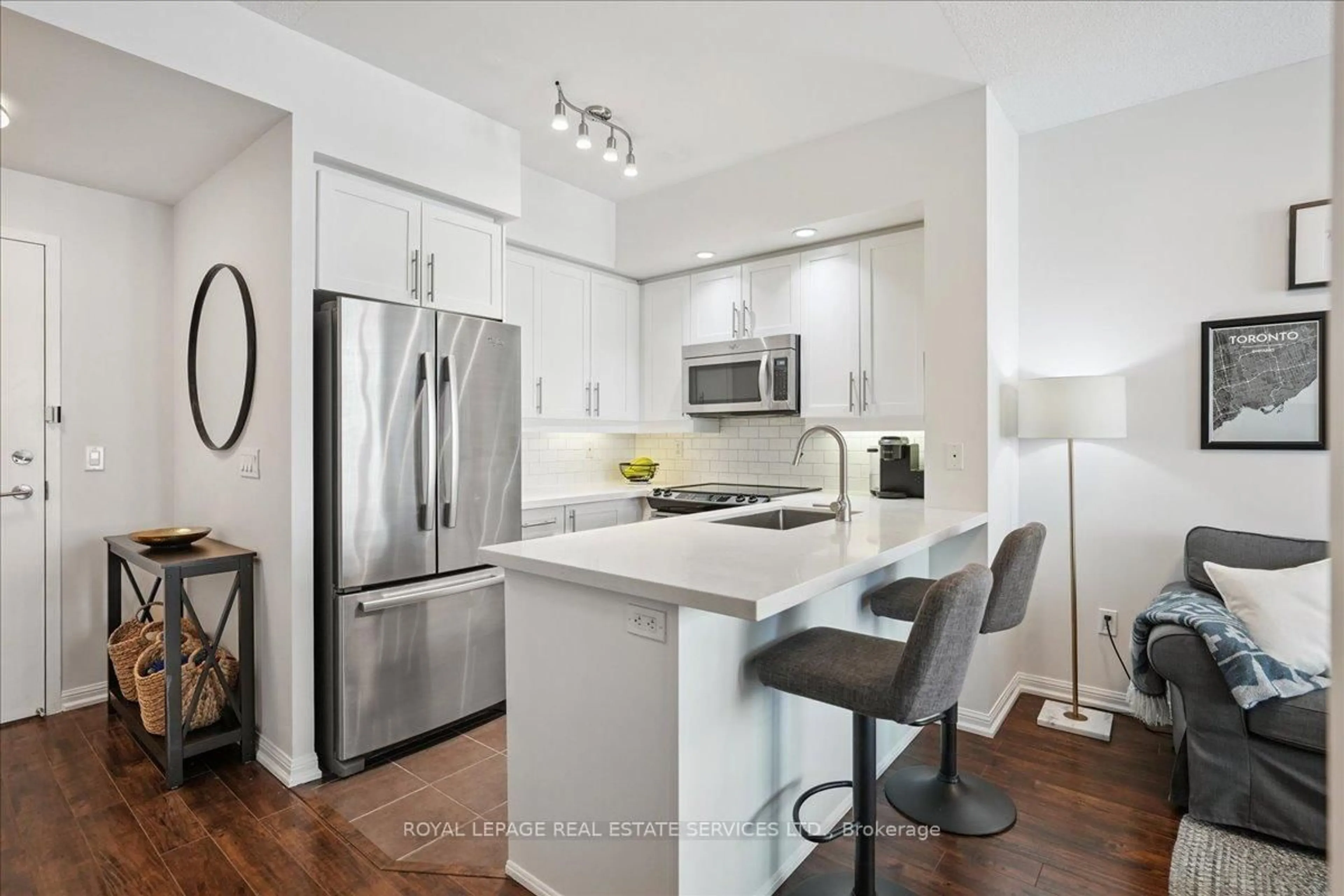 Open concept kitchen, unknown for 85 East Liberty St #1608, Toronto Ontario M6K 3R4