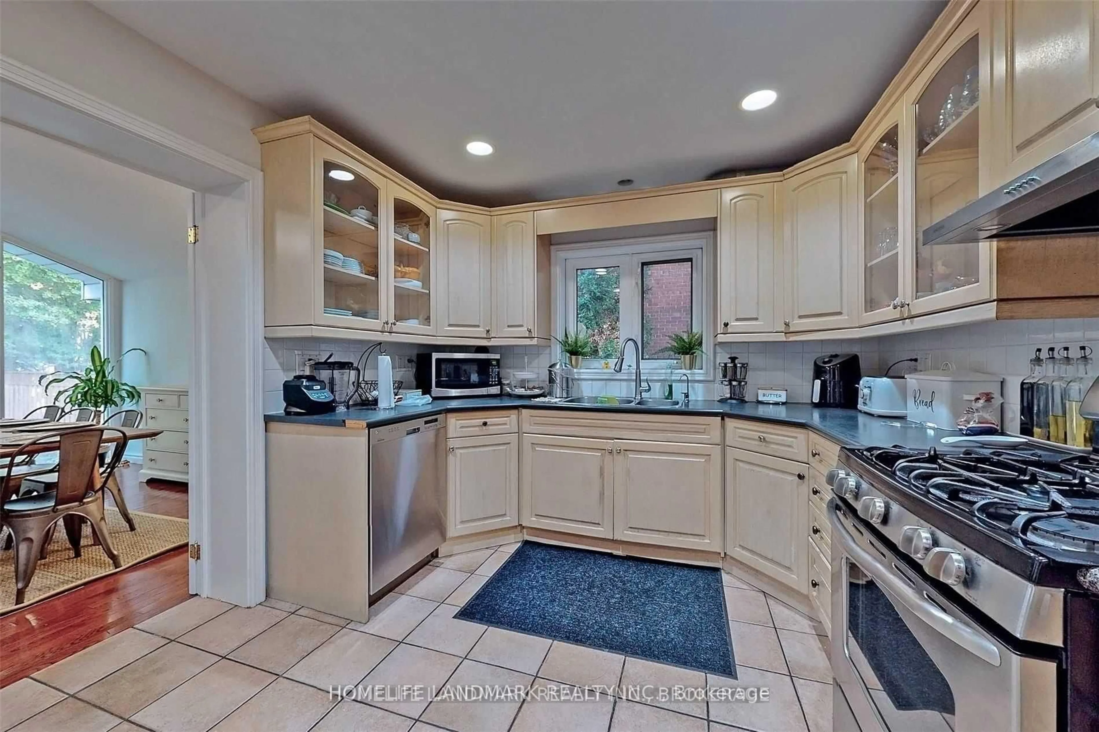 Unknown for 169 Highgate Ave, Toronto Ontario M2N 5G9