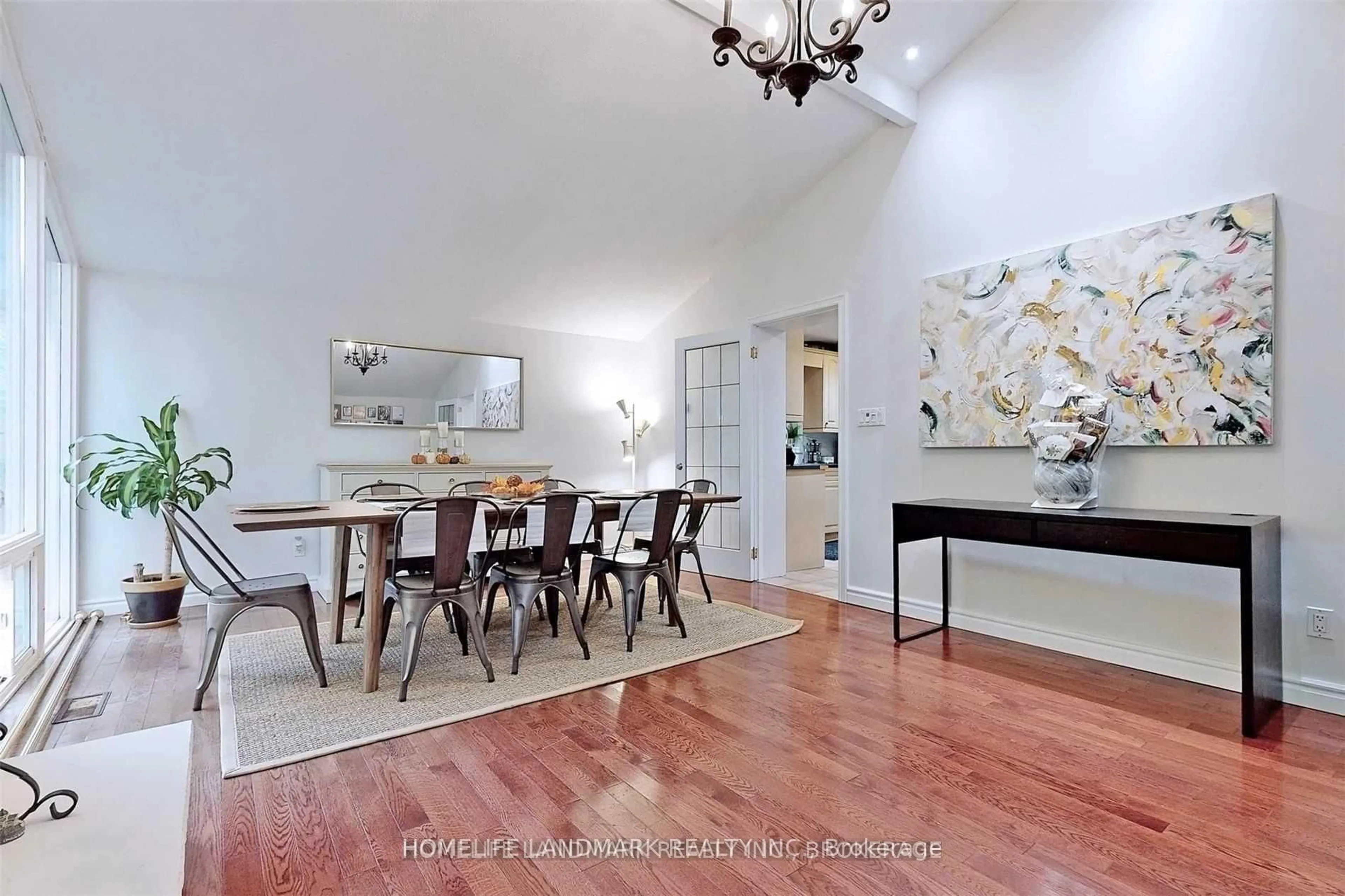 Dining room, wood/laminate floor for 169 Highgate Ave, Toronto Ontario M2N 5G9