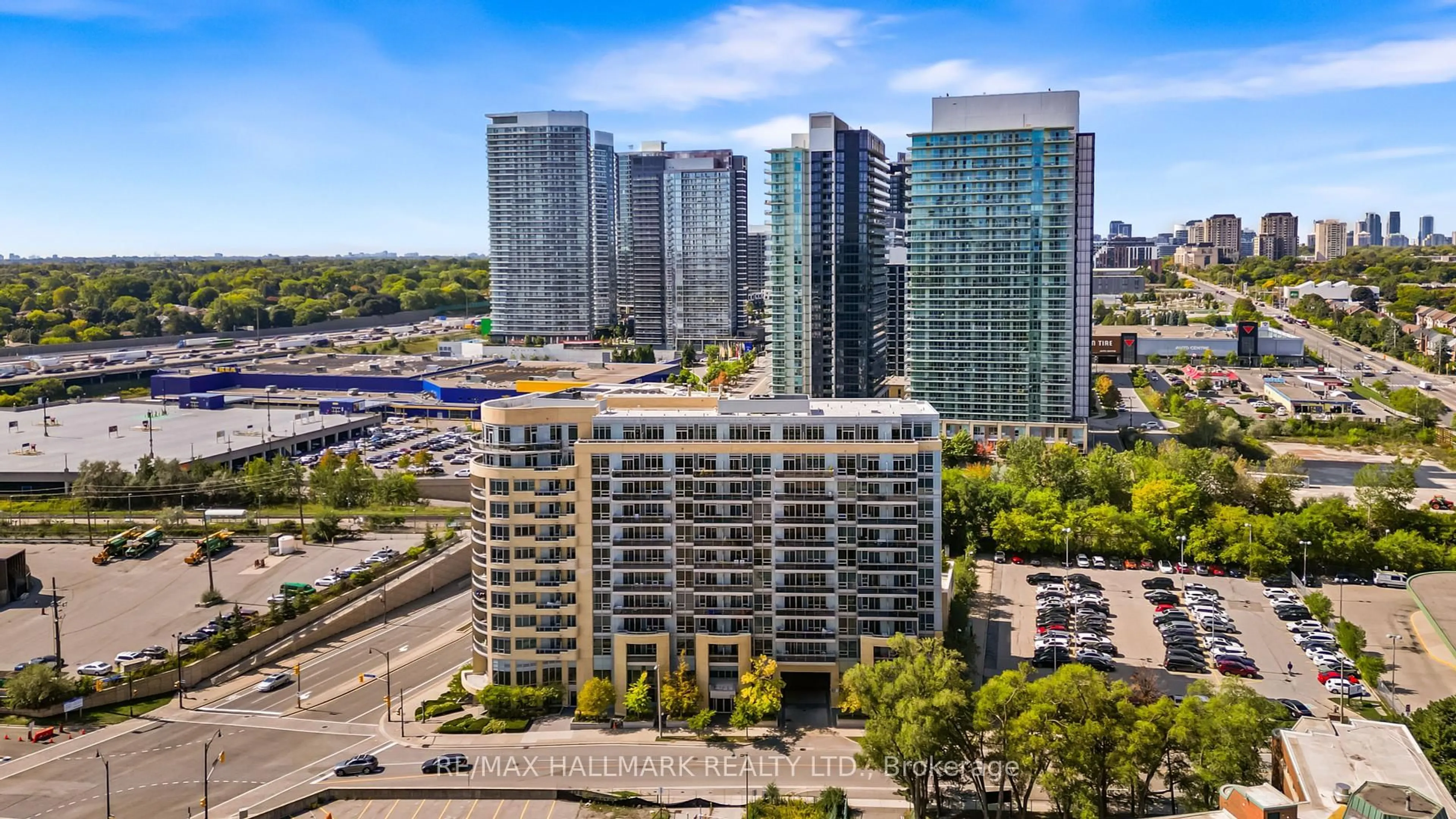 A pic from outside/outdoor area/front of a property/back of a property/a pic from drone, city buildings view from balcony for 2756 Old Leslie St #602, Toronto Ontario M2K 0E2