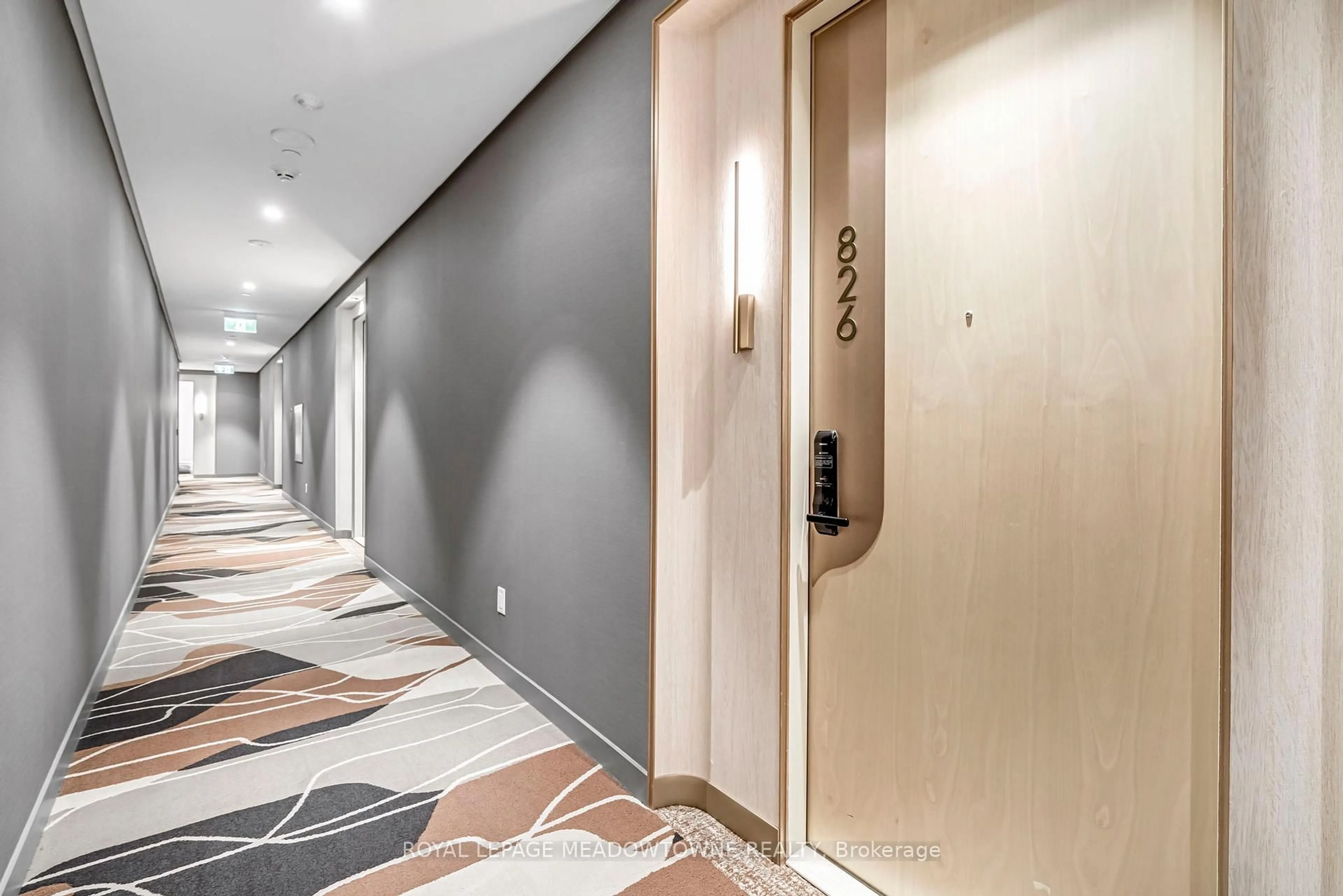Indoor foyer for 155 Merchants' Wharf #826, Toronto Ontario M5A 0Y4