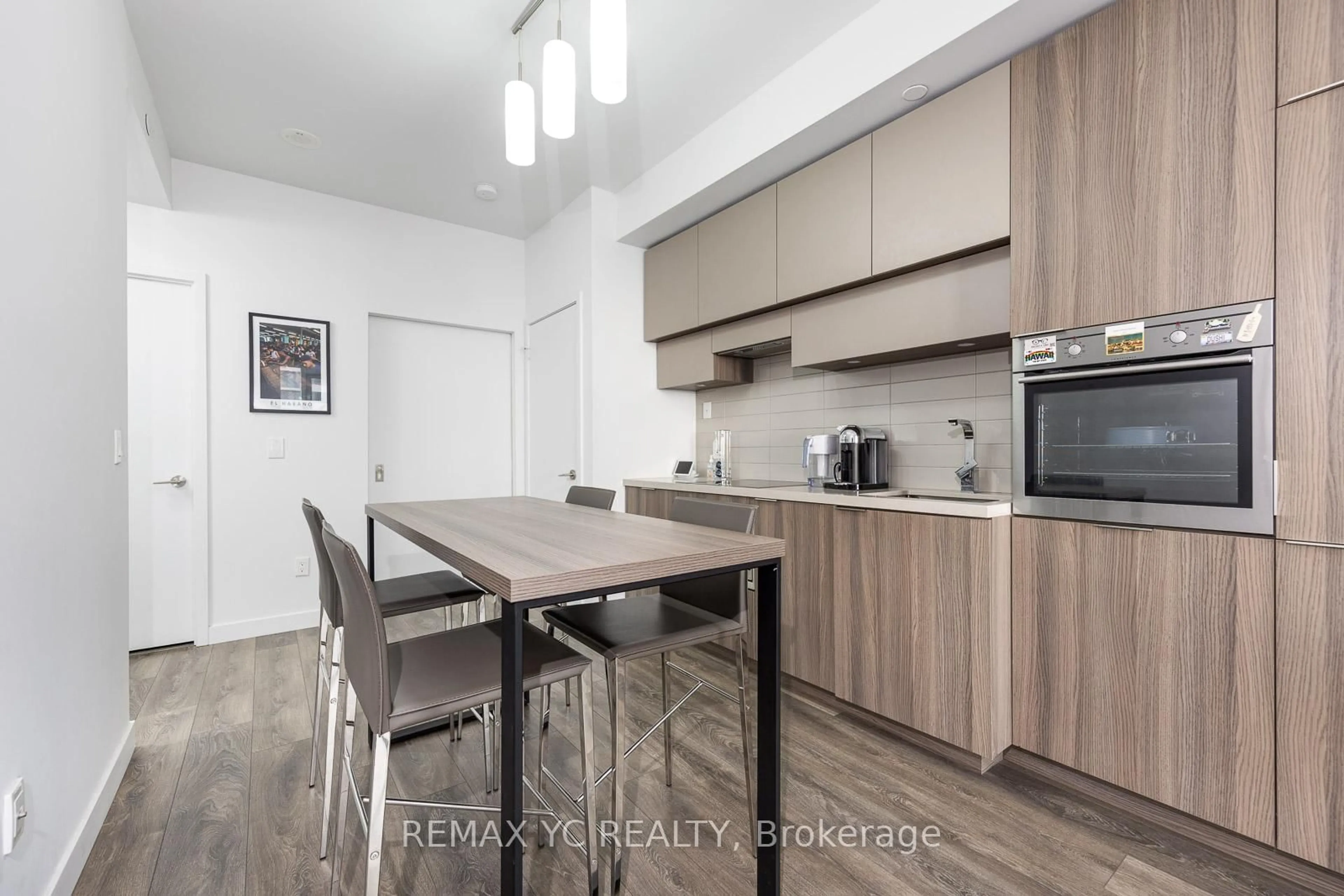 Unknown for 8 Eglinton Ave #4801, Toronto Ontario M4P 0C1