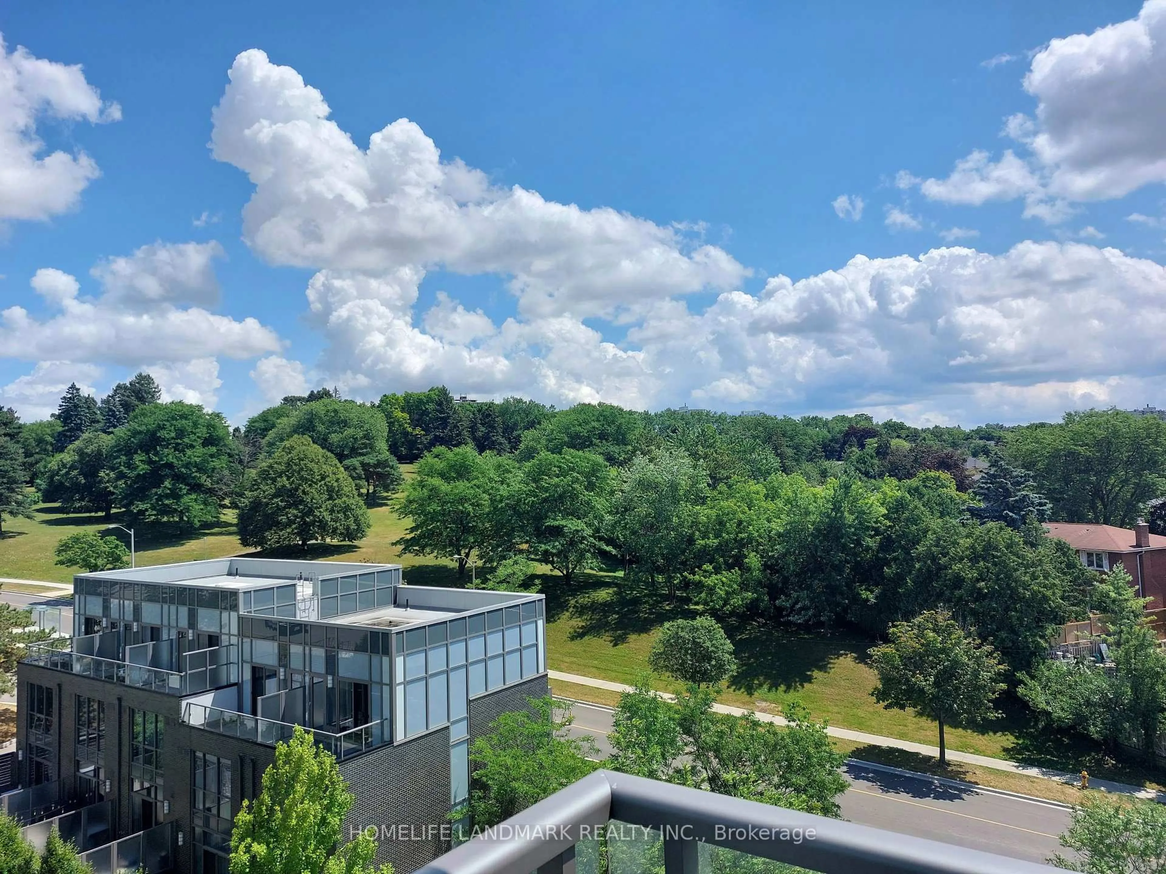 A pic from outside/outdoor area/front of a property/back of a property/a pic from drone, city buildings view from balcony for 18 Graydon Hall Dr #609, Toronto Ontario M3A 0A4