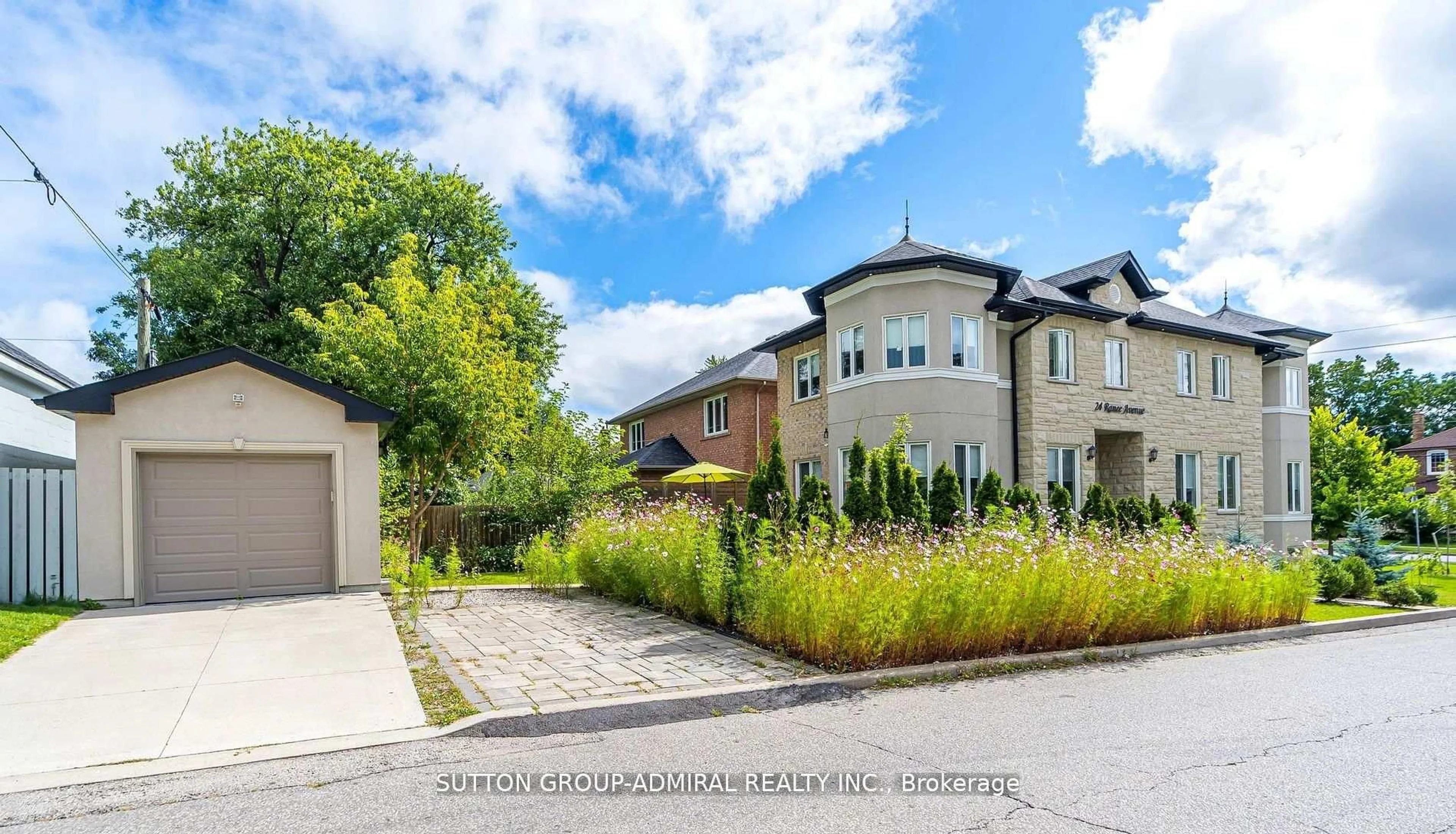 A pic from outside/outdoor area/front of a property/back of a property/a pic from drone, street for 24 Ranee Ave, Toronto Ontario M6A 1M6