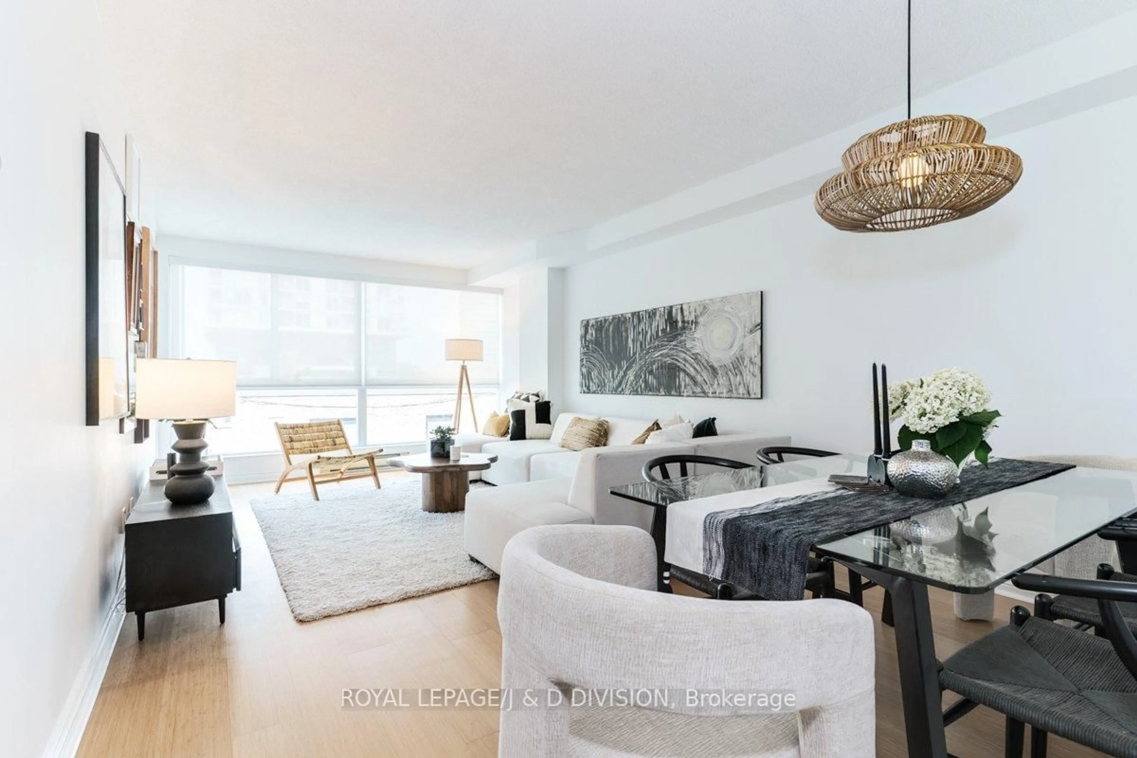 Living room with furniture, unknown for 7 Broadway Ave #507, Toronto Ontario M4P 3C5