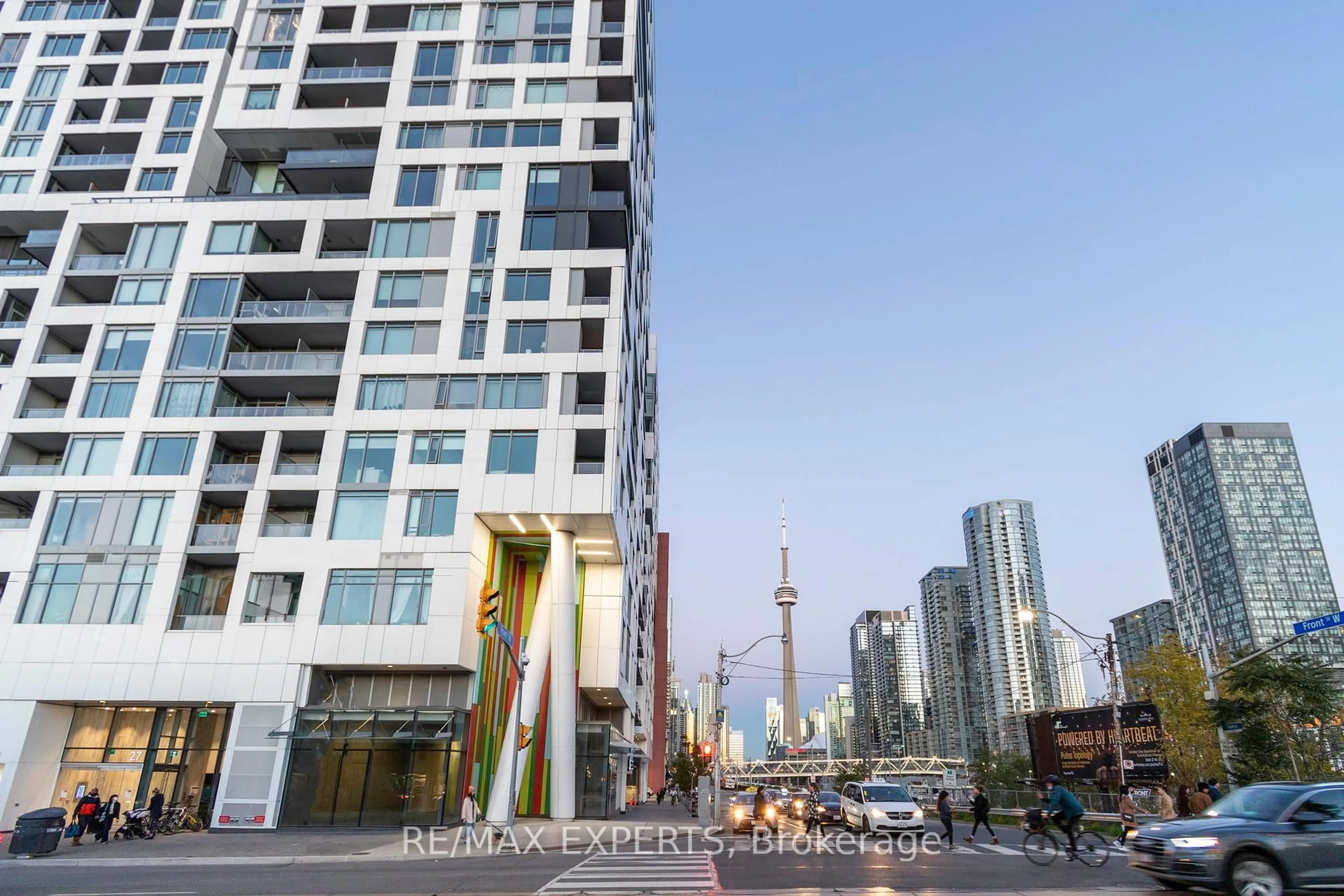 Unknown for 27 Bathurst St, Toronto Ontario M5V 0R1