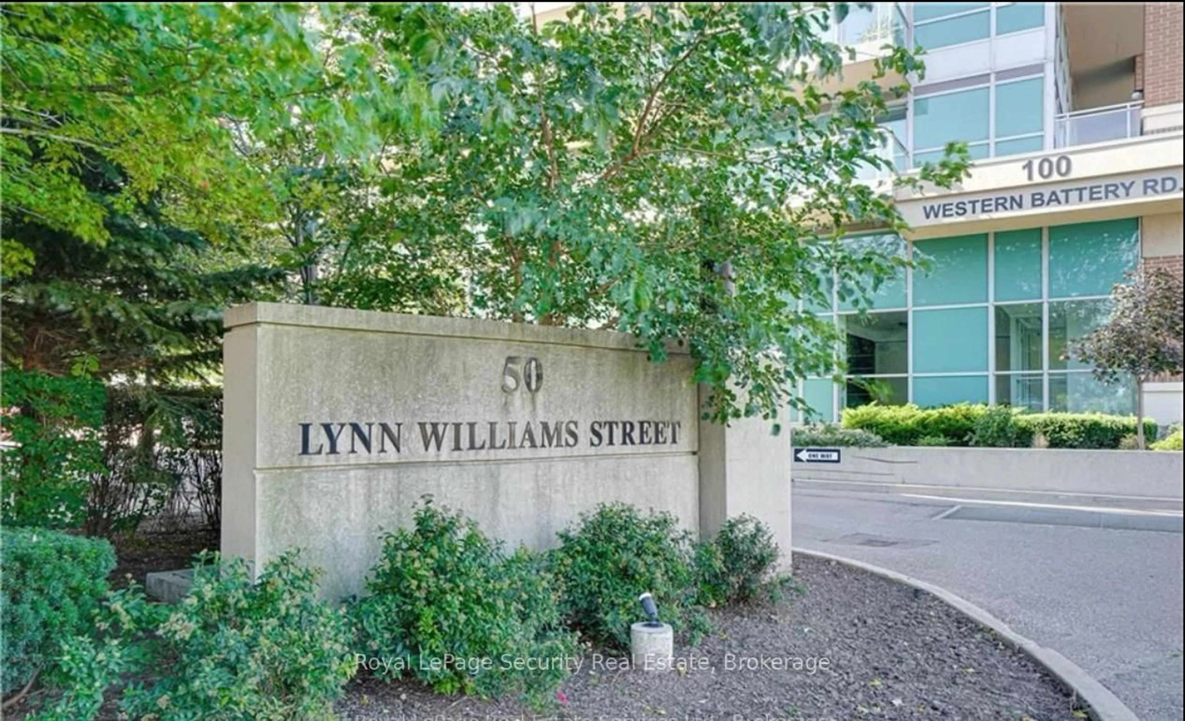 Indoor foyer for 50 Lynn Williams St #301, Toronto Ontario M6K 3R9
