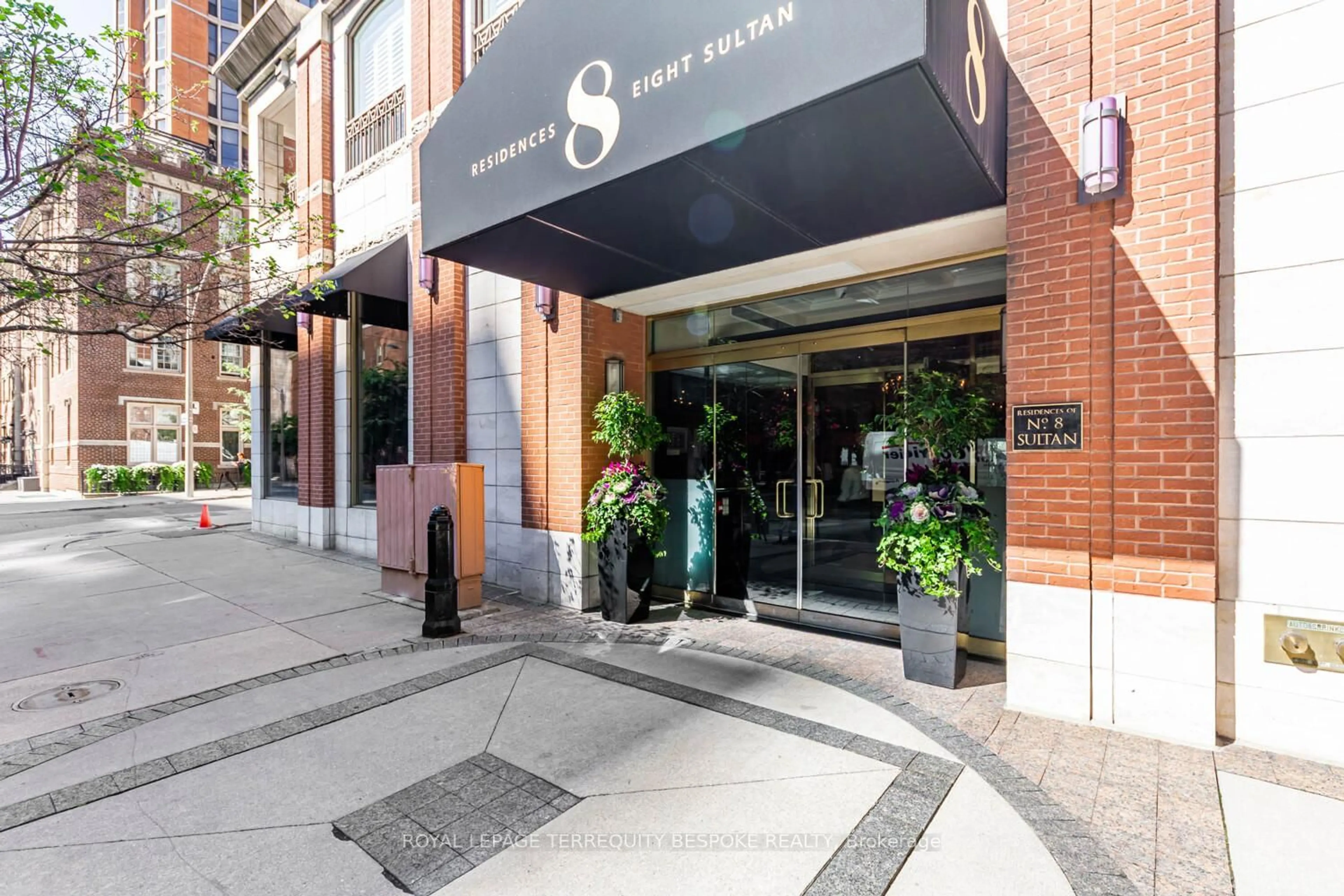 Lobby for 8 Sultan St #201, Toronto Ontario M5S 1L7