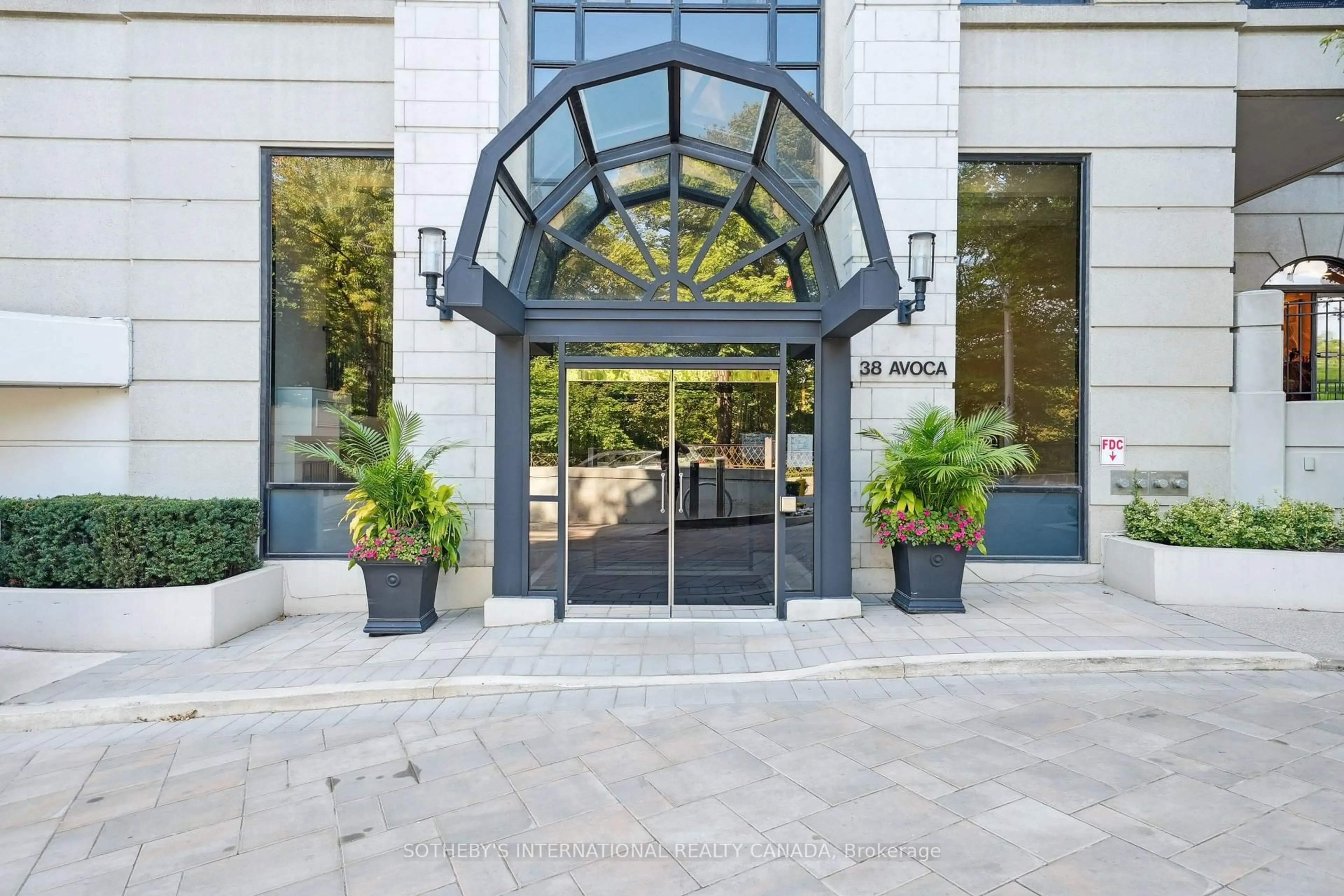 Unknown for 38 Avoca Ave #LPH08, Toronto Ontario M4T 2B9