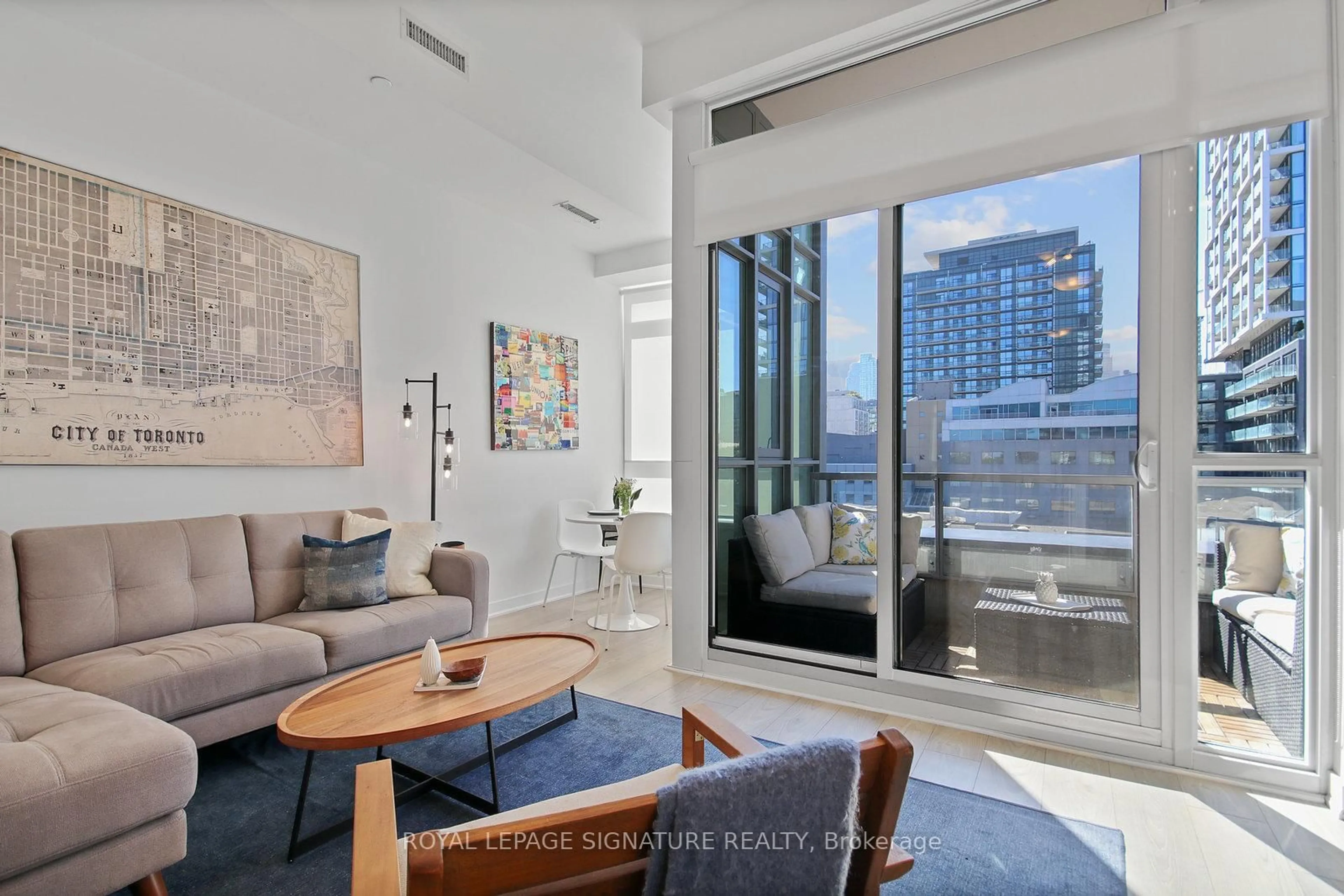 Living room with furniture, unknown for 120 Parliament St #523, Toronto Ontario M5A 0N6