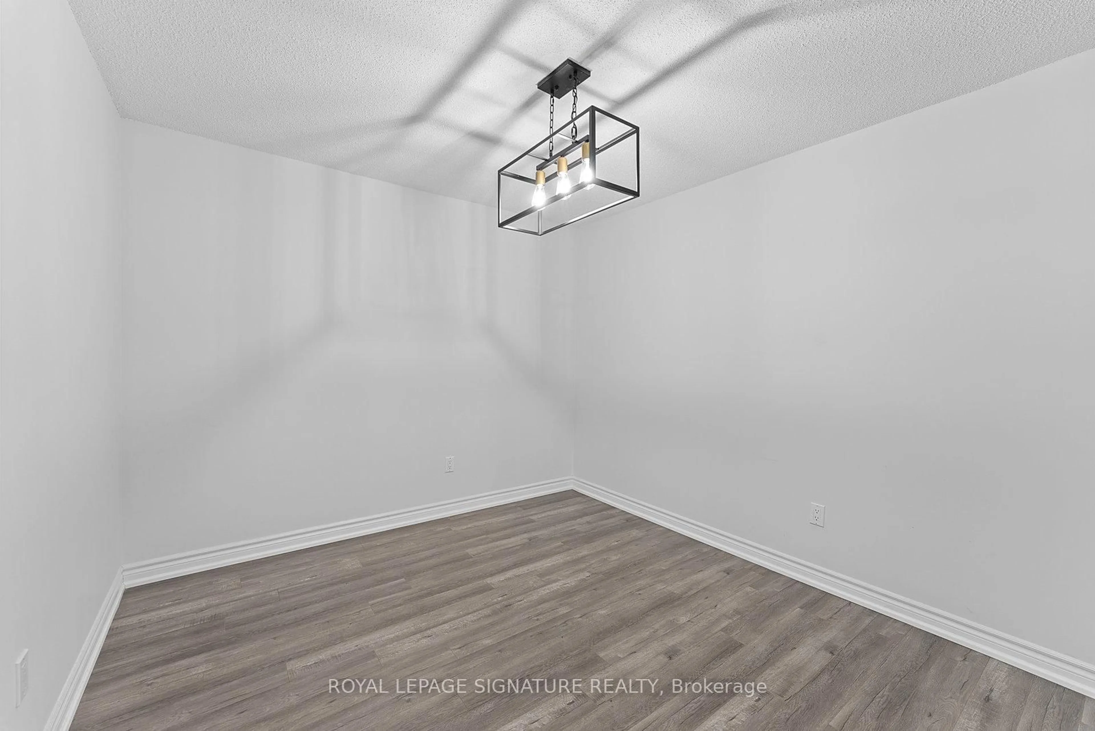 A pic of a room for 18 Sommerset Way #818, Toronto Ontario M2N 6X5