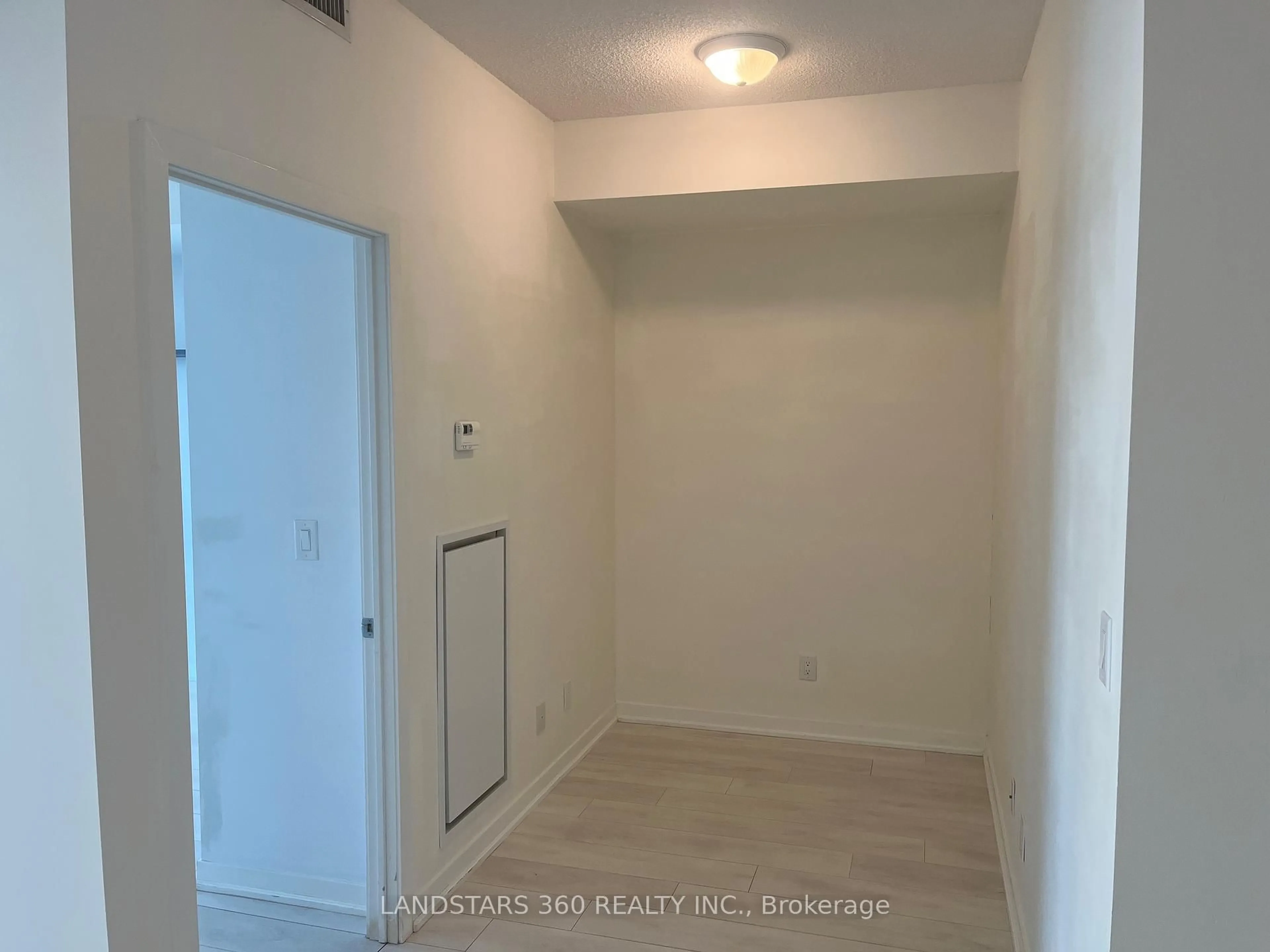A pic of a room for 150 East Liberty St #502, Toronto Ontario M6K 3R5