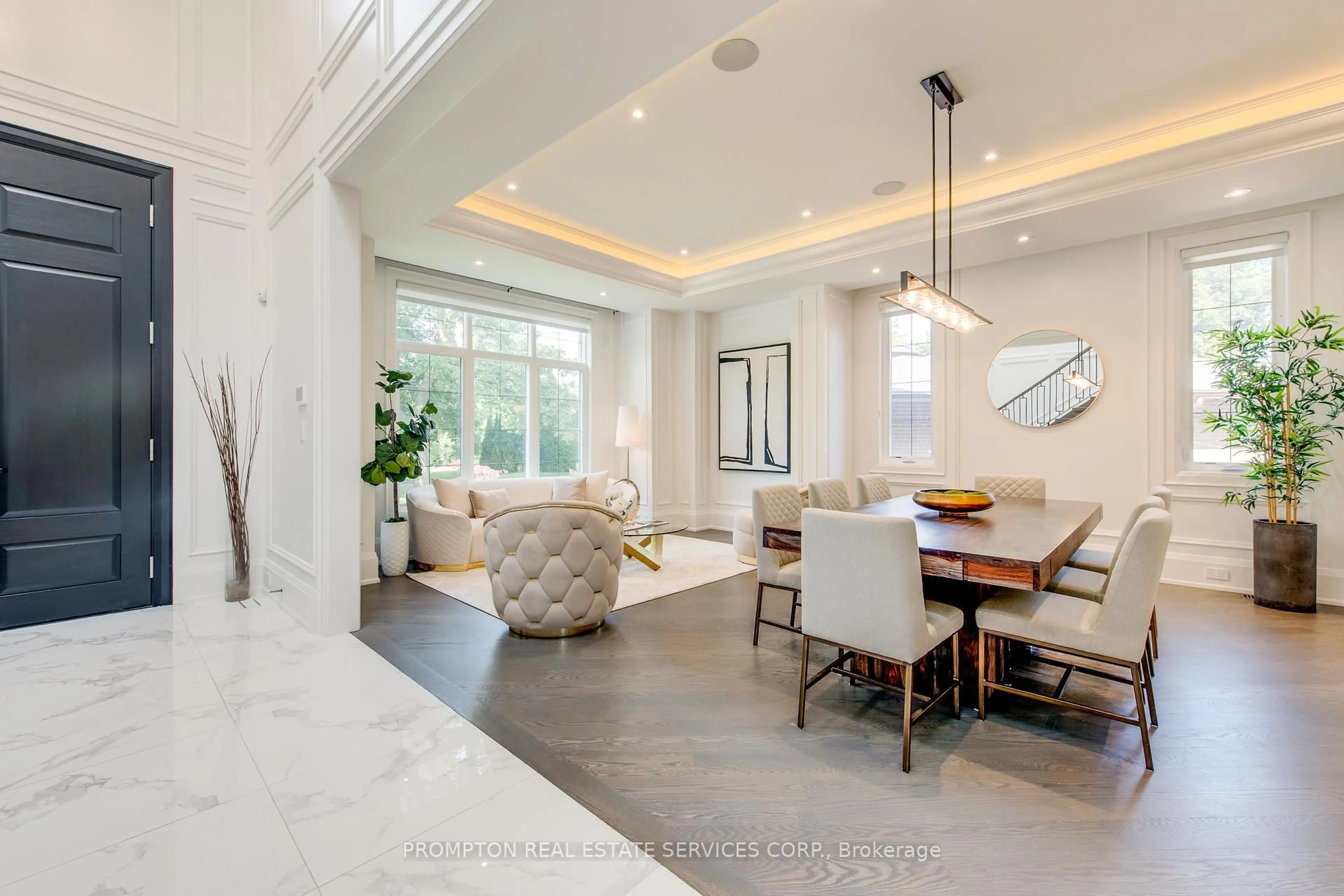 Open concept kitchen, ceramic/tile floor for 47 Wycliffe Cres, Toronto Ontario M2K 1V7