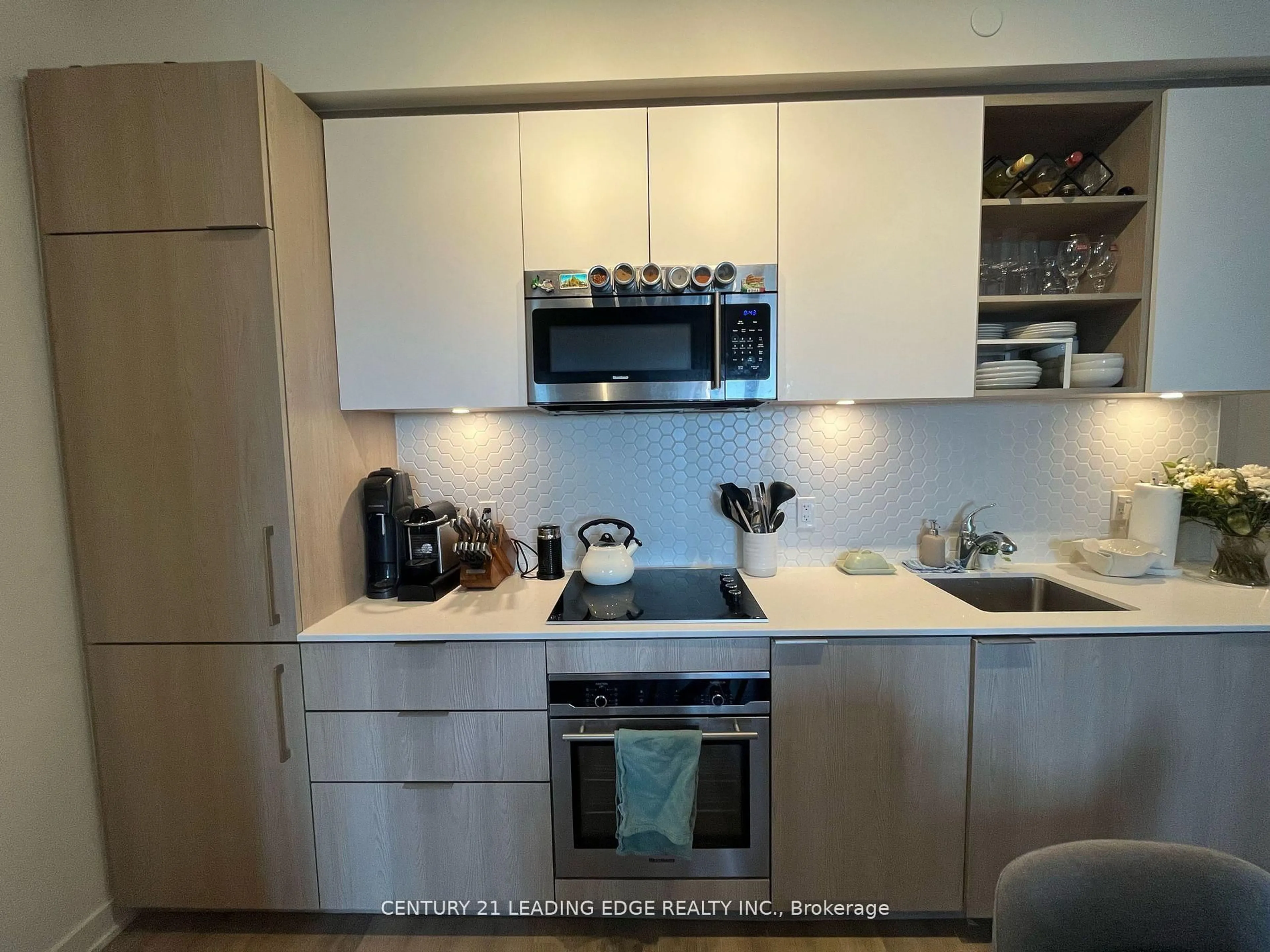 Standard kitchen, wood/laminate floor for 50 Ordnance St #1912, Toronto Ontario M6K 0C9