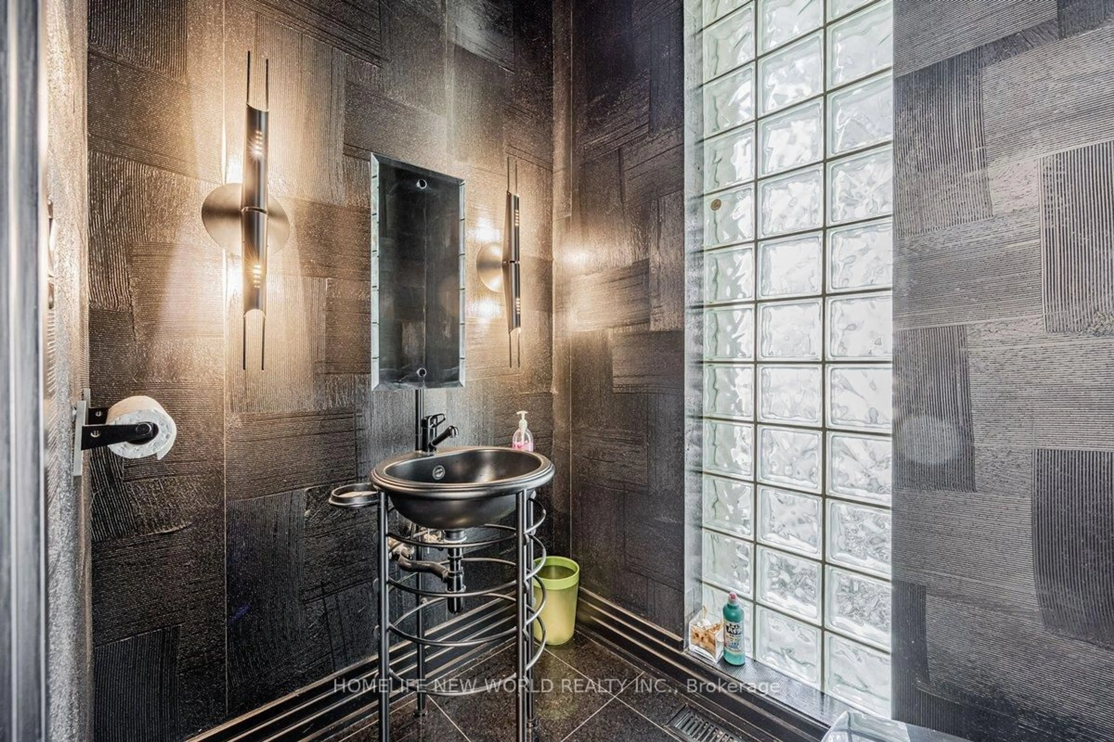 Contemporary bathroom, ceramic/tile floor for 5 Abrams Pl, Toronto Ontario M2L 1W7