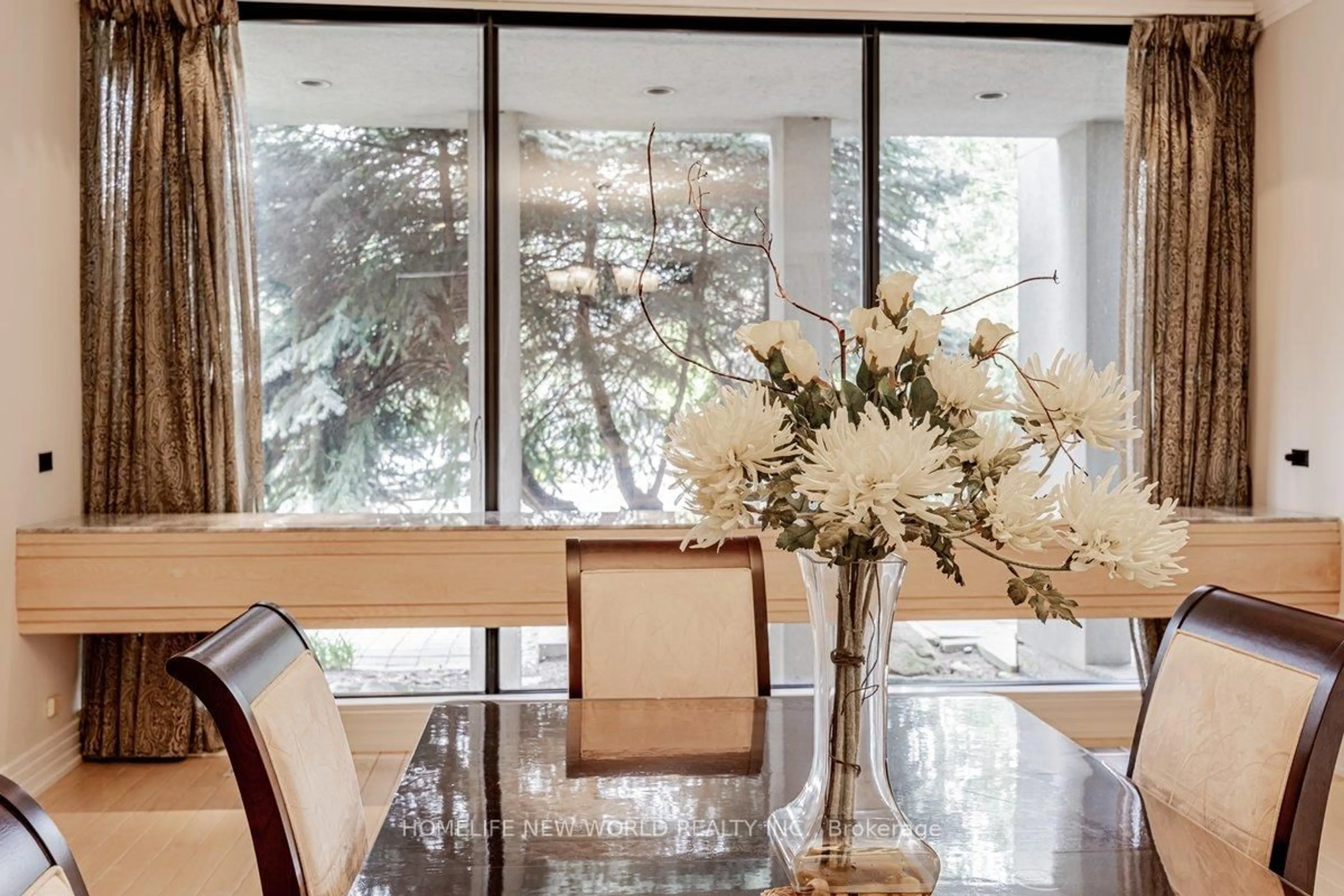 Dining room, unknown for 5 Abrams Pl, Toronto Ontario M2L 1W7