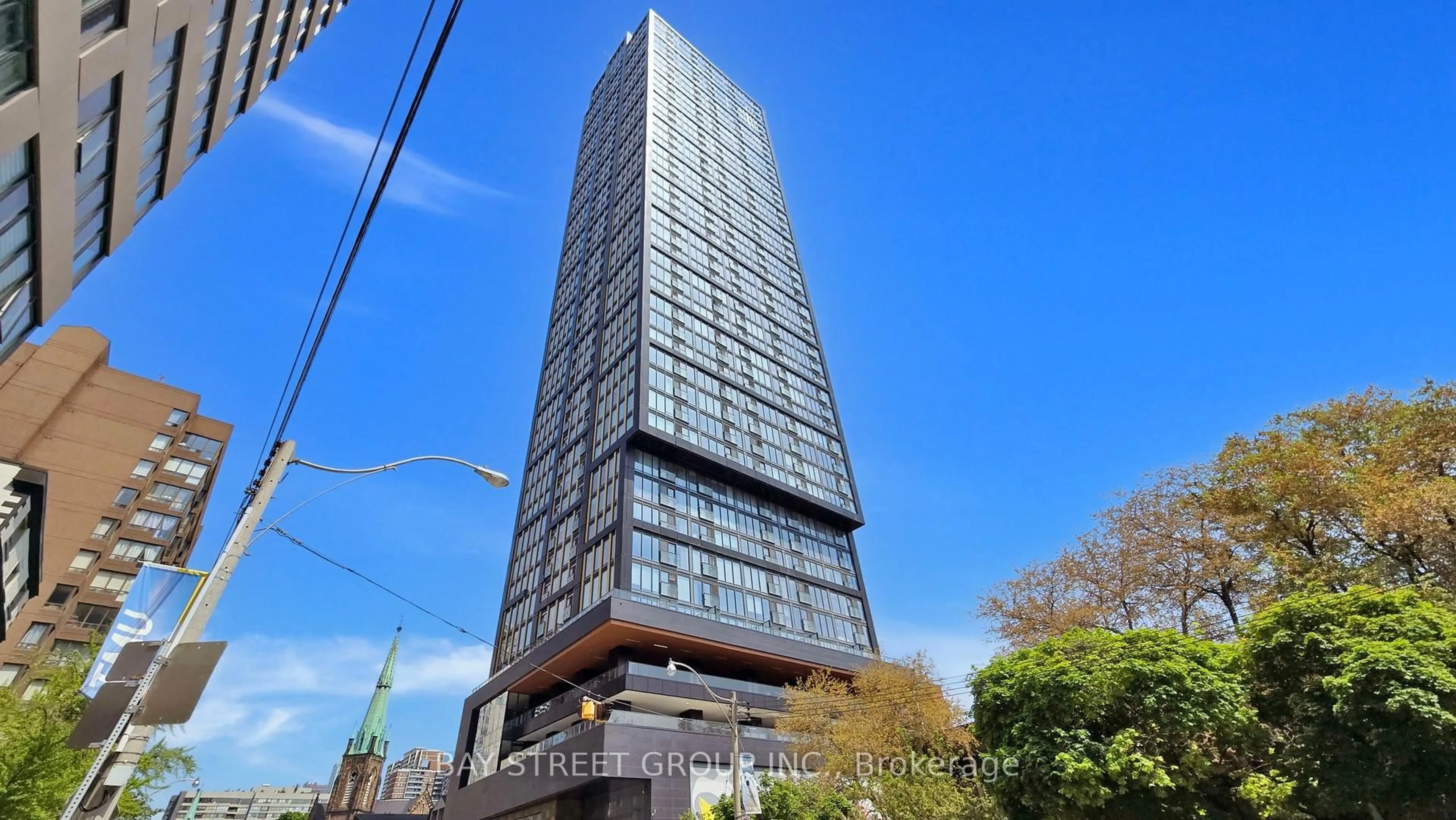Indoor foyer for 319 Jarvis St #2610, Toronto Ontario M5B 0C8