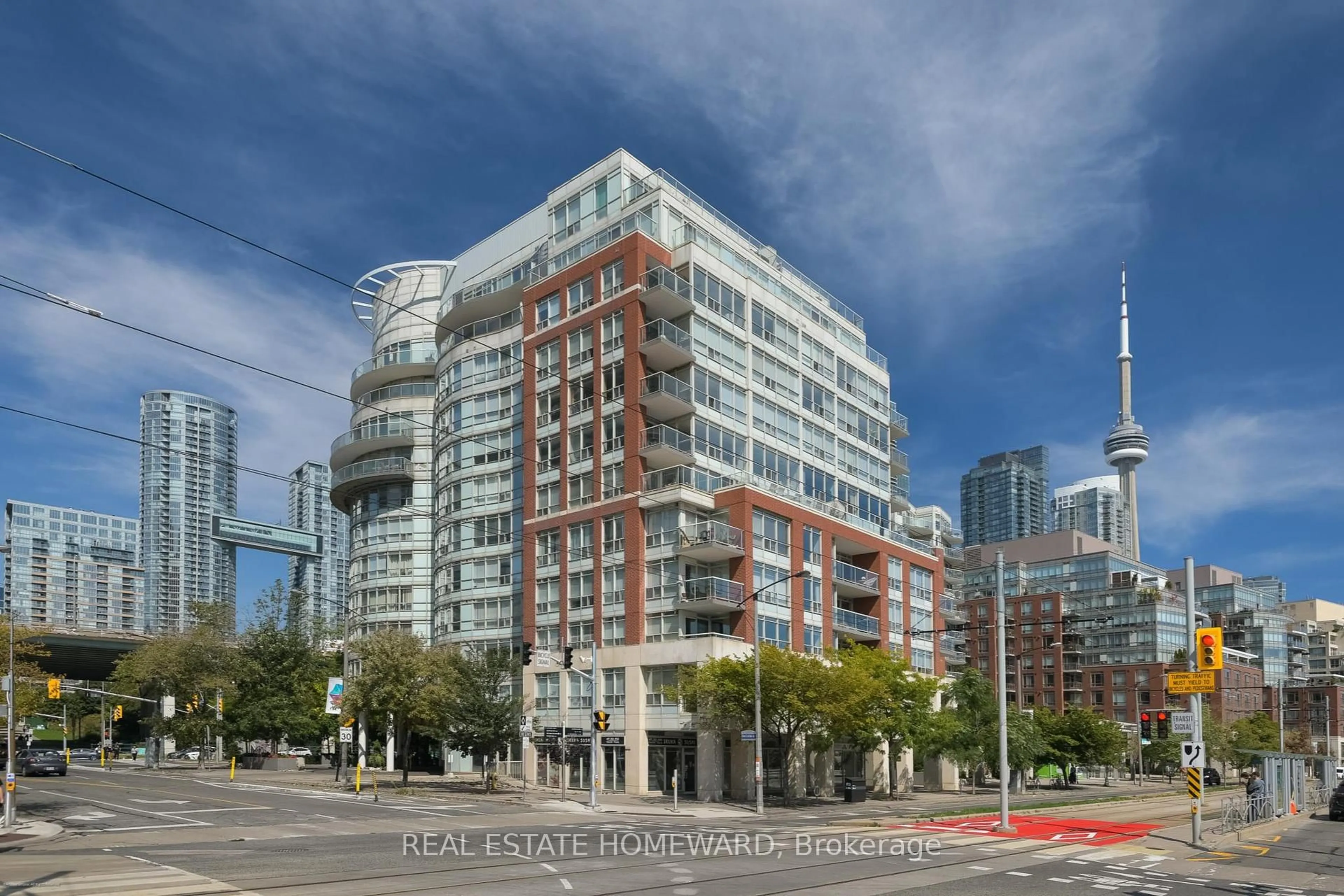 Unknown for 550 Queens Quay #201, Toronto Ontario M5V 3M8