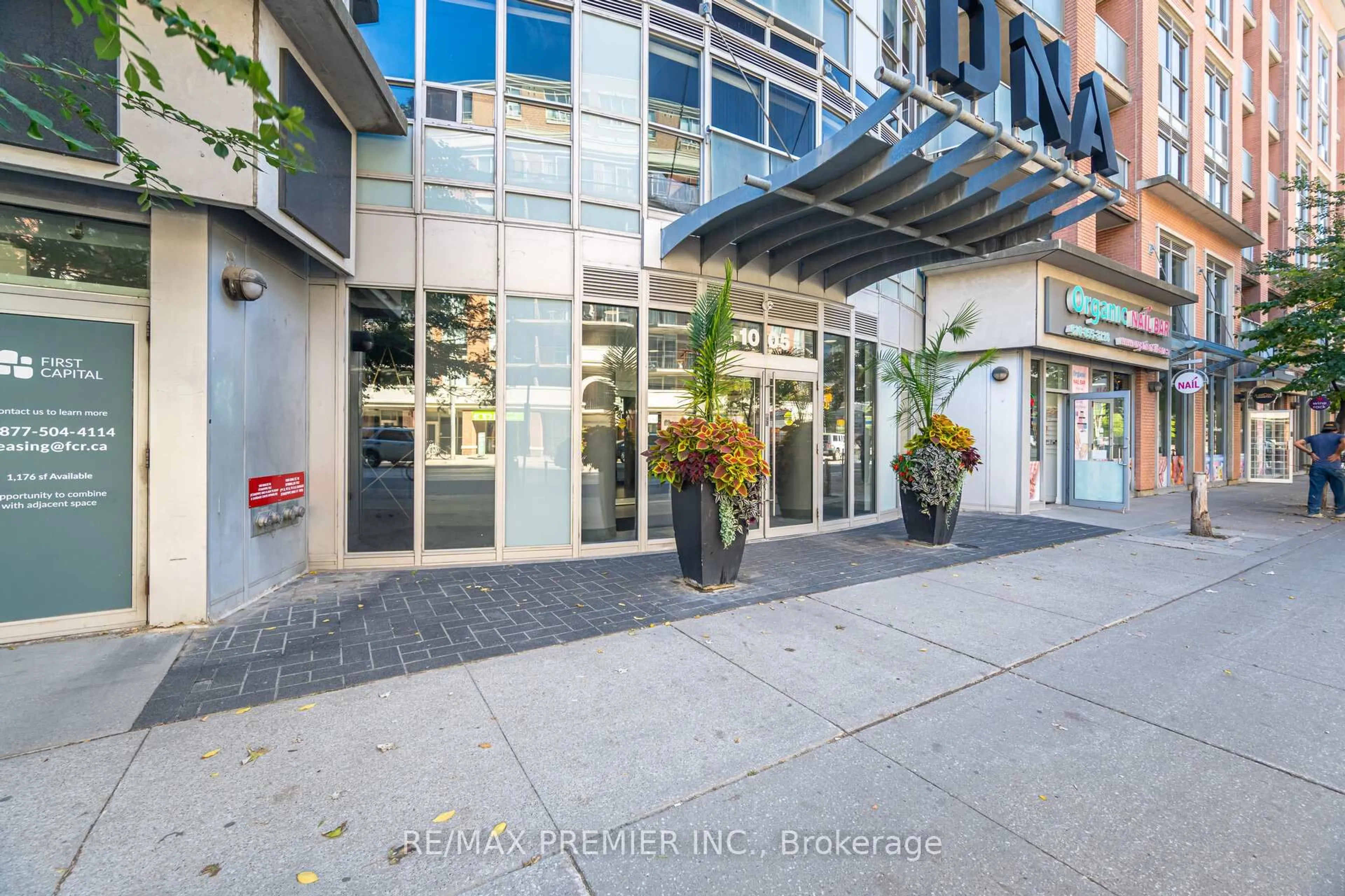 Unknown for 1005 King St #717, Toronto Ontario M6K 3M8