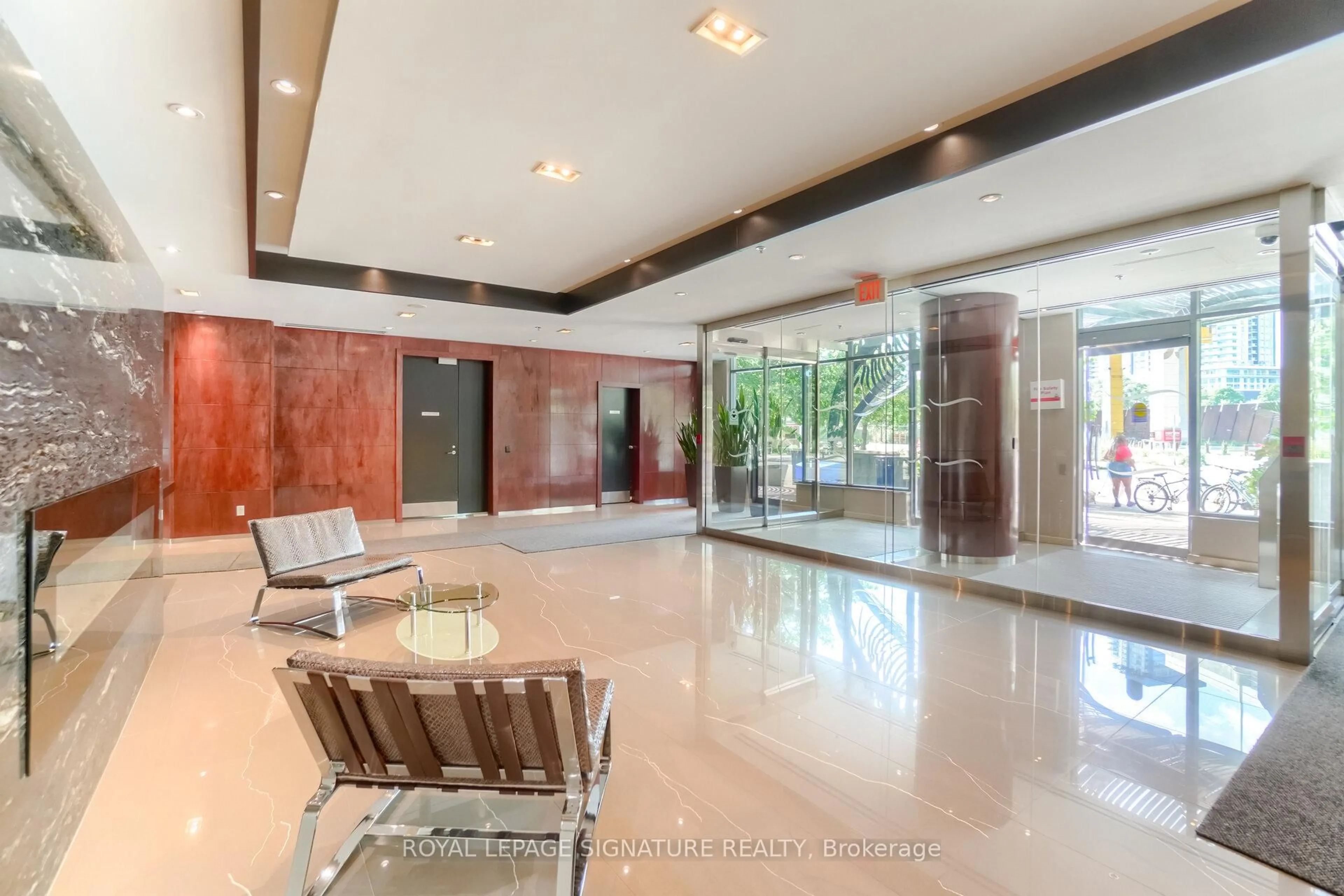 Lobby for 231 Fort York Blvd #729, Toronto Ontario M5V 1B2
