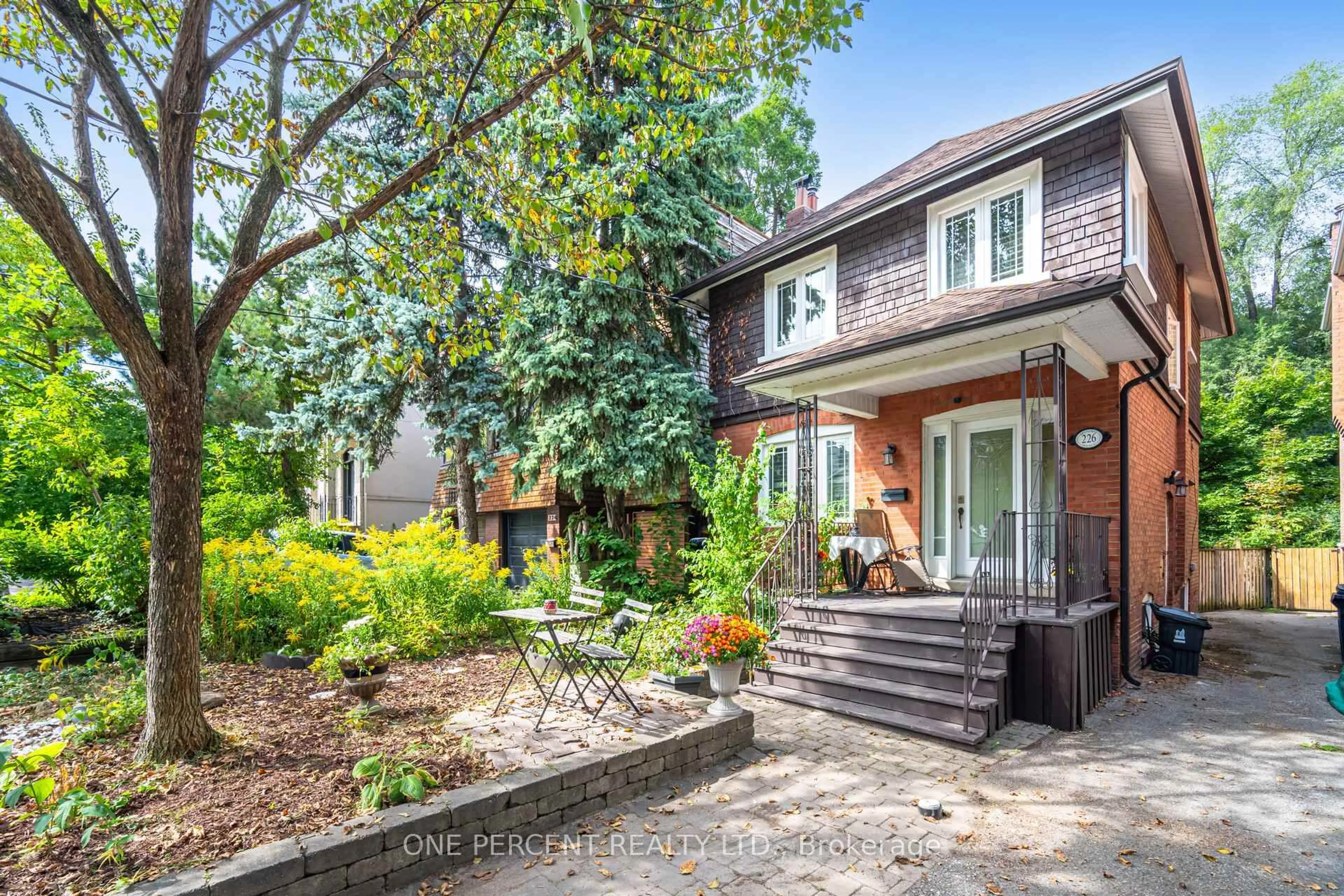 Home with brick exterior material, street for 226 Broadway Ave, Toronto Ontario M4P 1V9