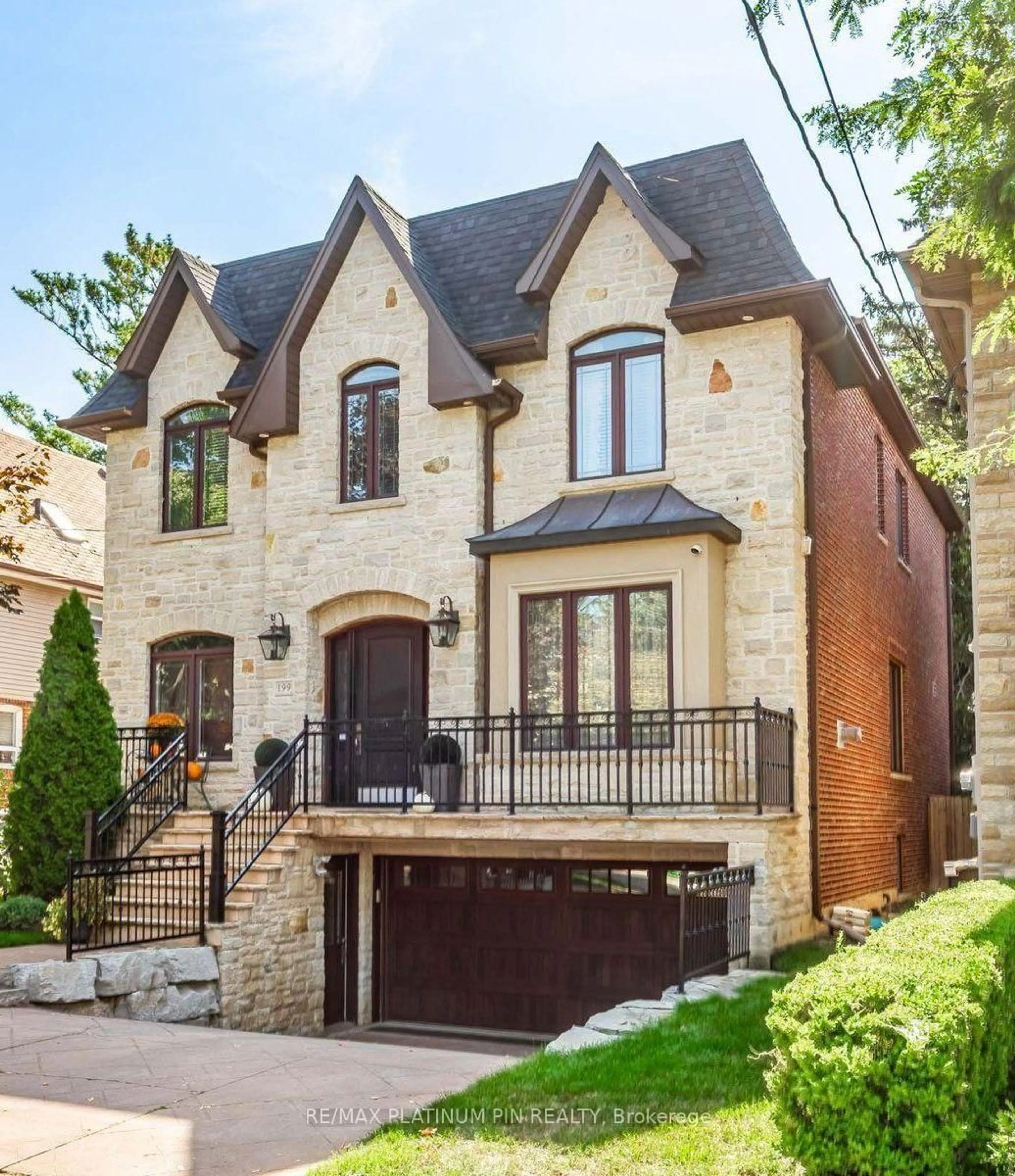 Home with brick exterior material, street for 199 Florence Ave, Toronto Ontario M2N 1G5