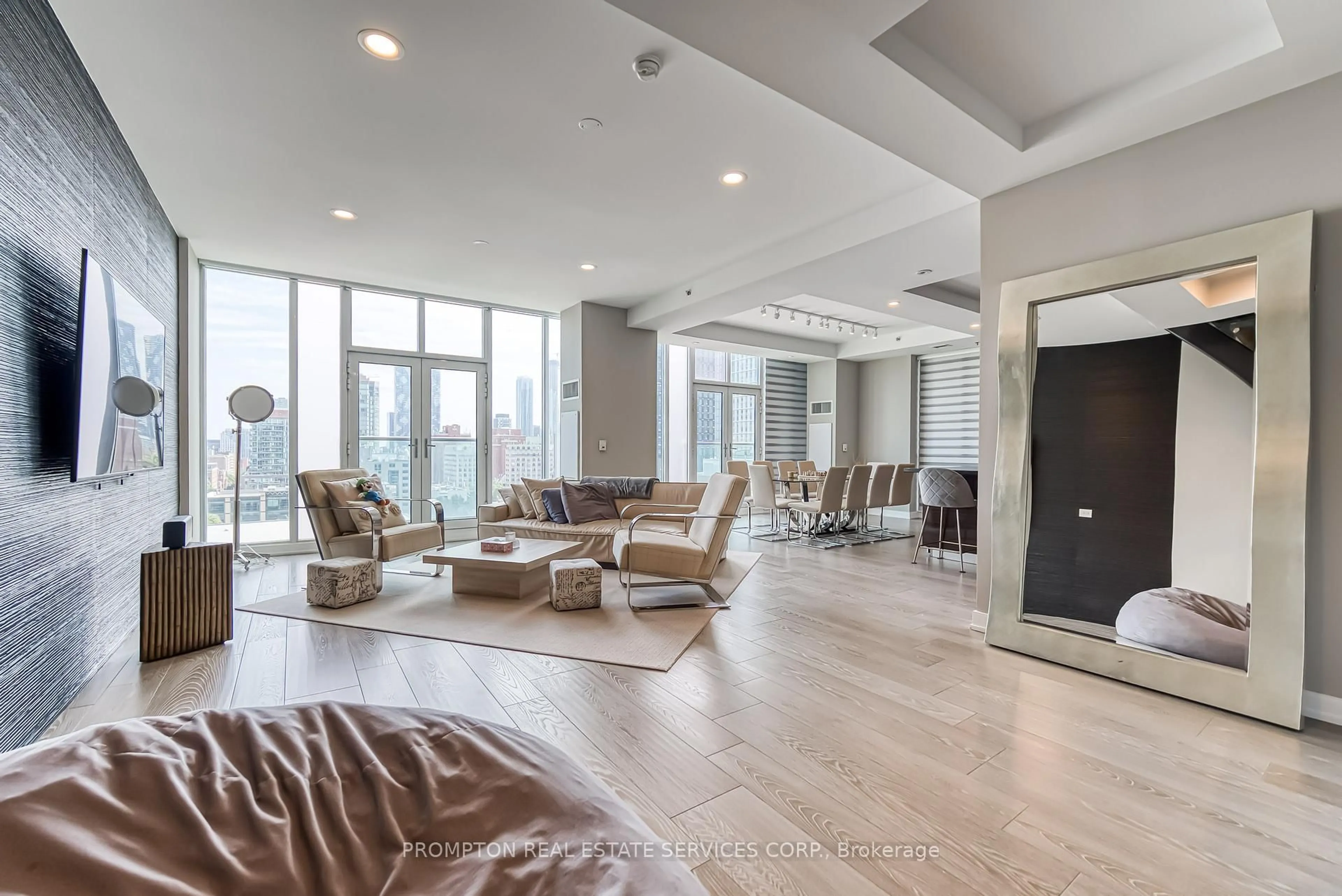 Unknown for 220 George St #1105, Toronto Ontario M5A 2N1
