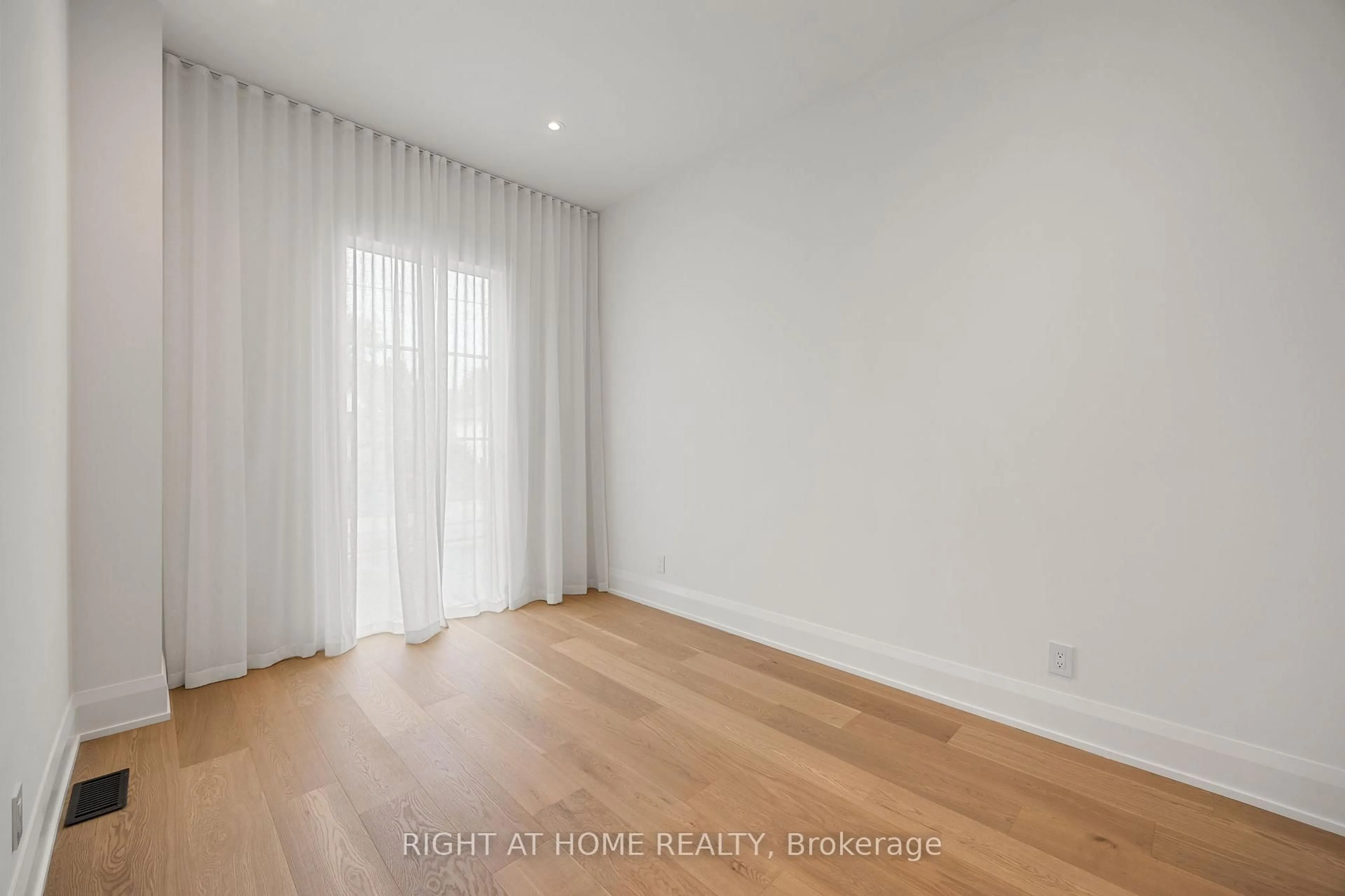 A pic of a room for 59 Verwood Ave, Toronto Ontario M3H 2K8