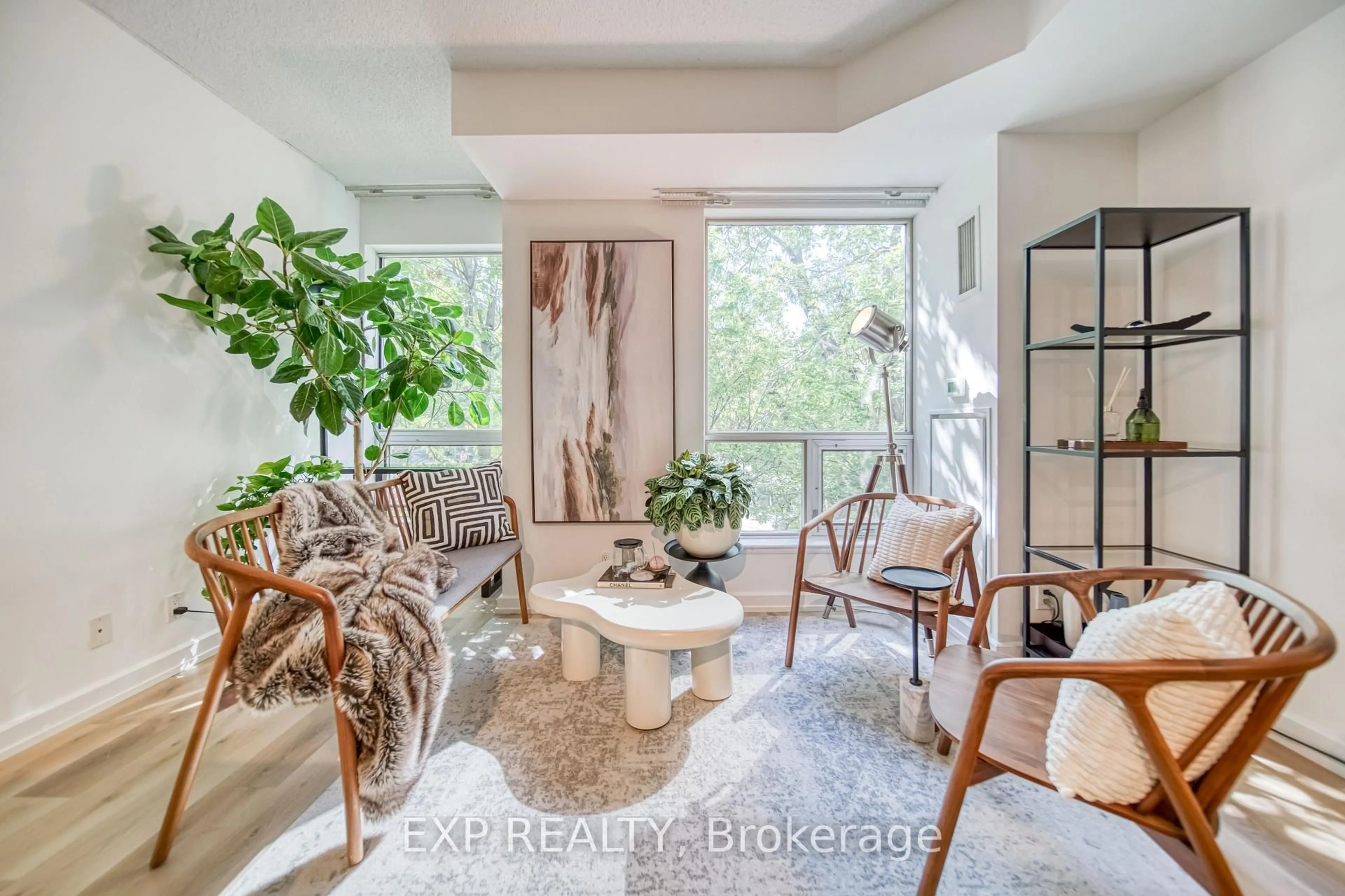 Living room with furniture, unknown for 350 Wellington St #M10, Toronto Ontario M5V 3W9