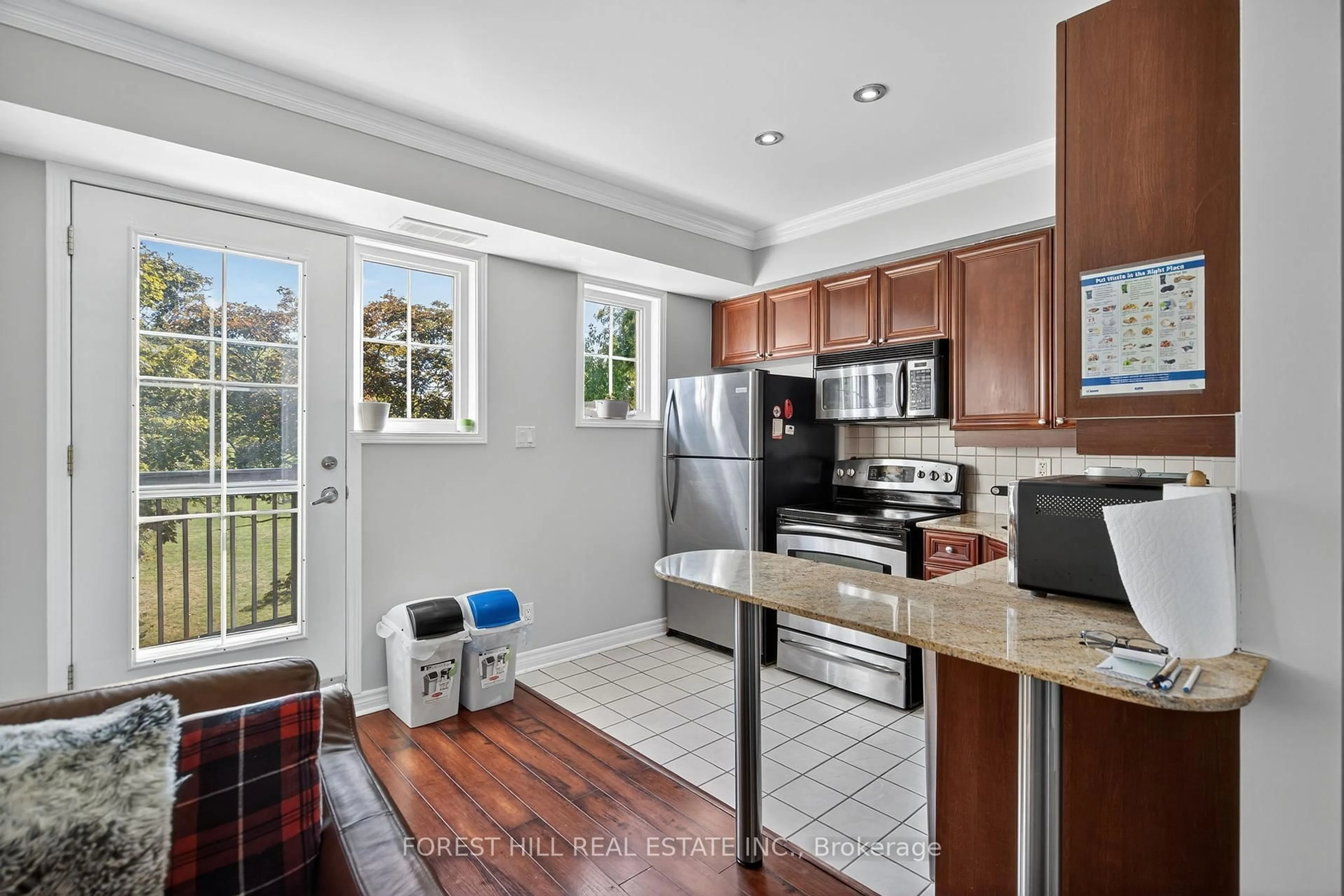Standard kitchen, ceramic/tile floor for 1785 Eglinton Ave #305, Toronto Ontario M4A 2Y6