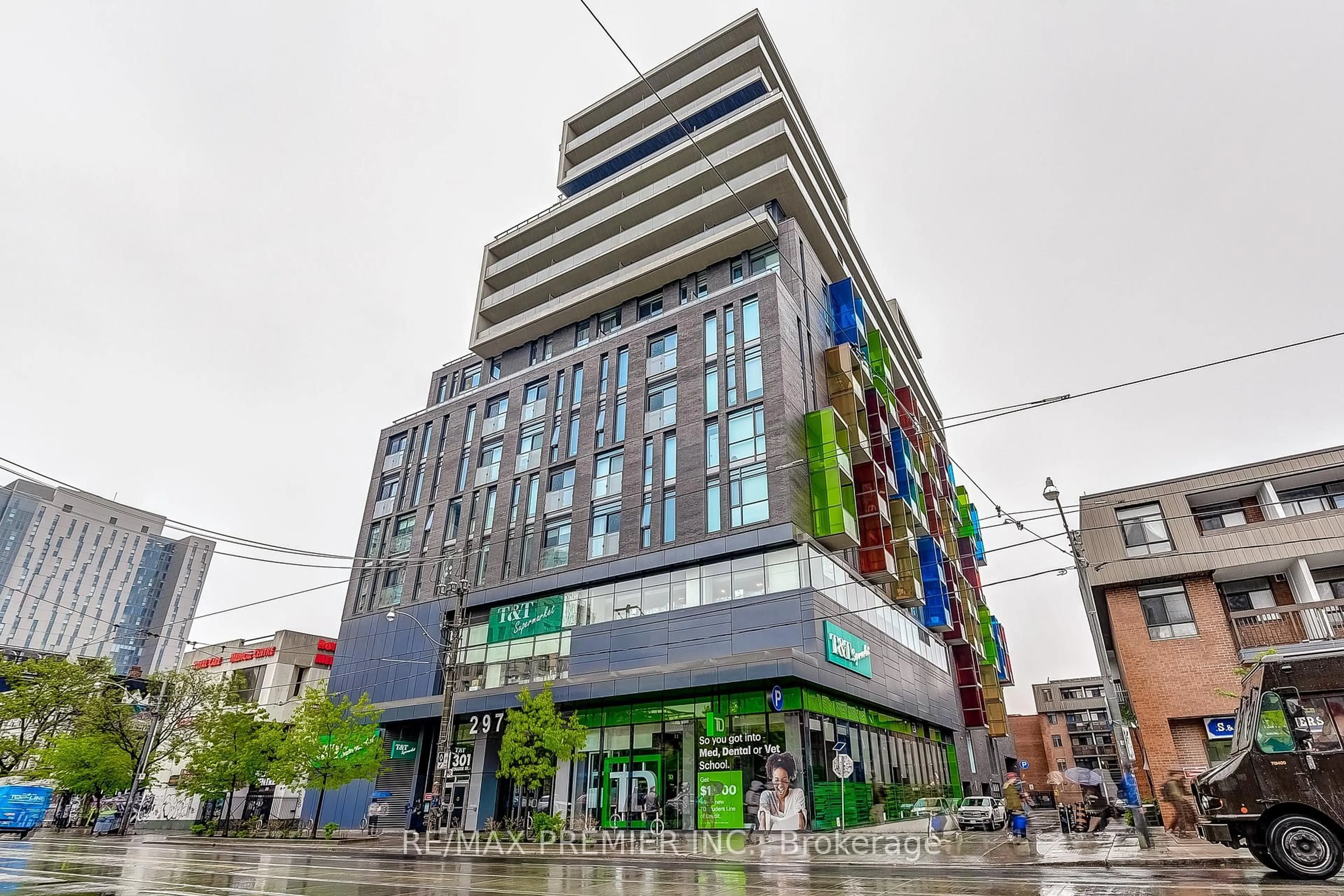 Unknown for 297 College St #1002, Toronto Ontario M5T 1S2