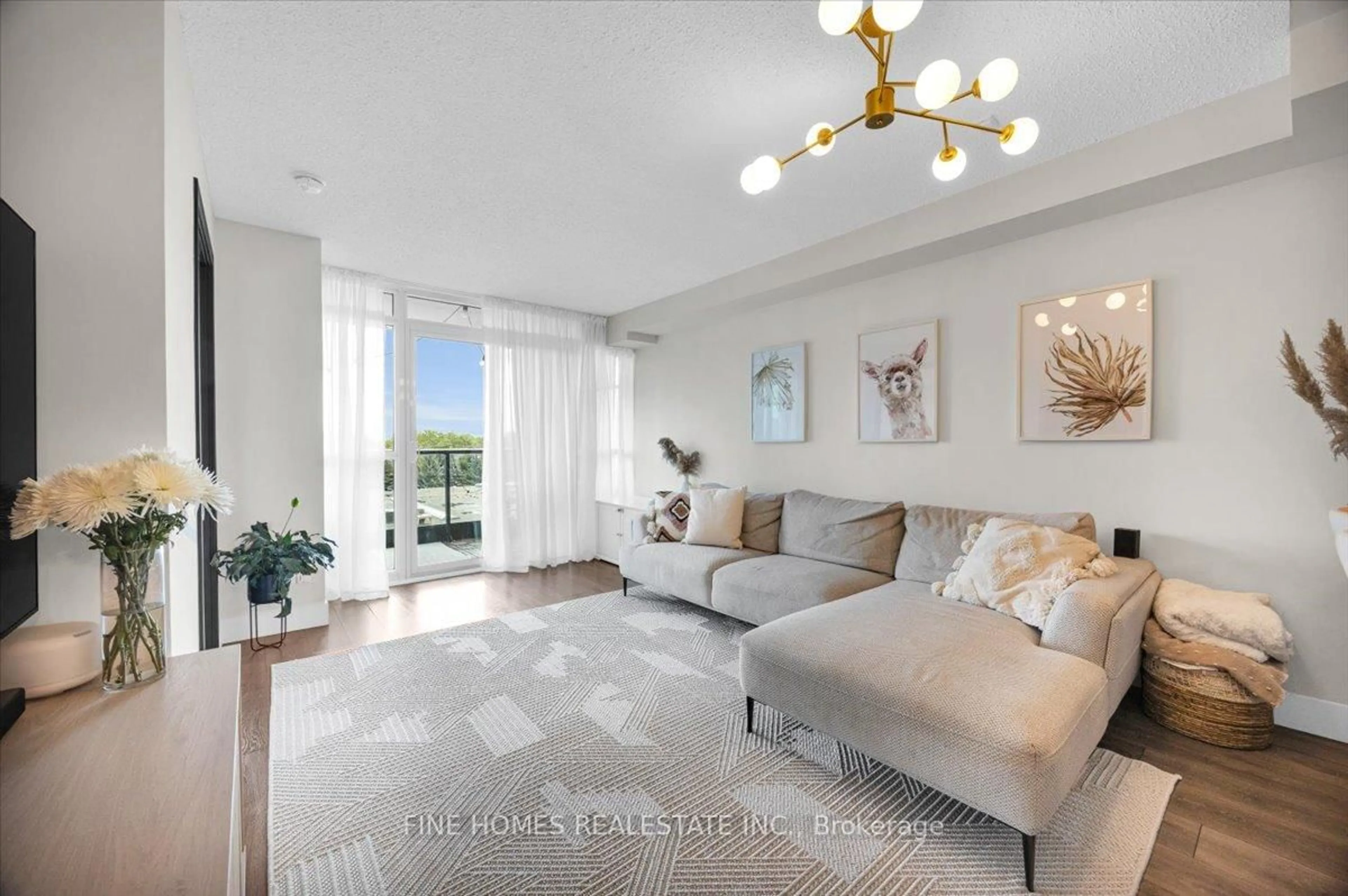 Living room with furniture, unknown for 525 Wilson Ave, Toronto Ontario M3H 1V1