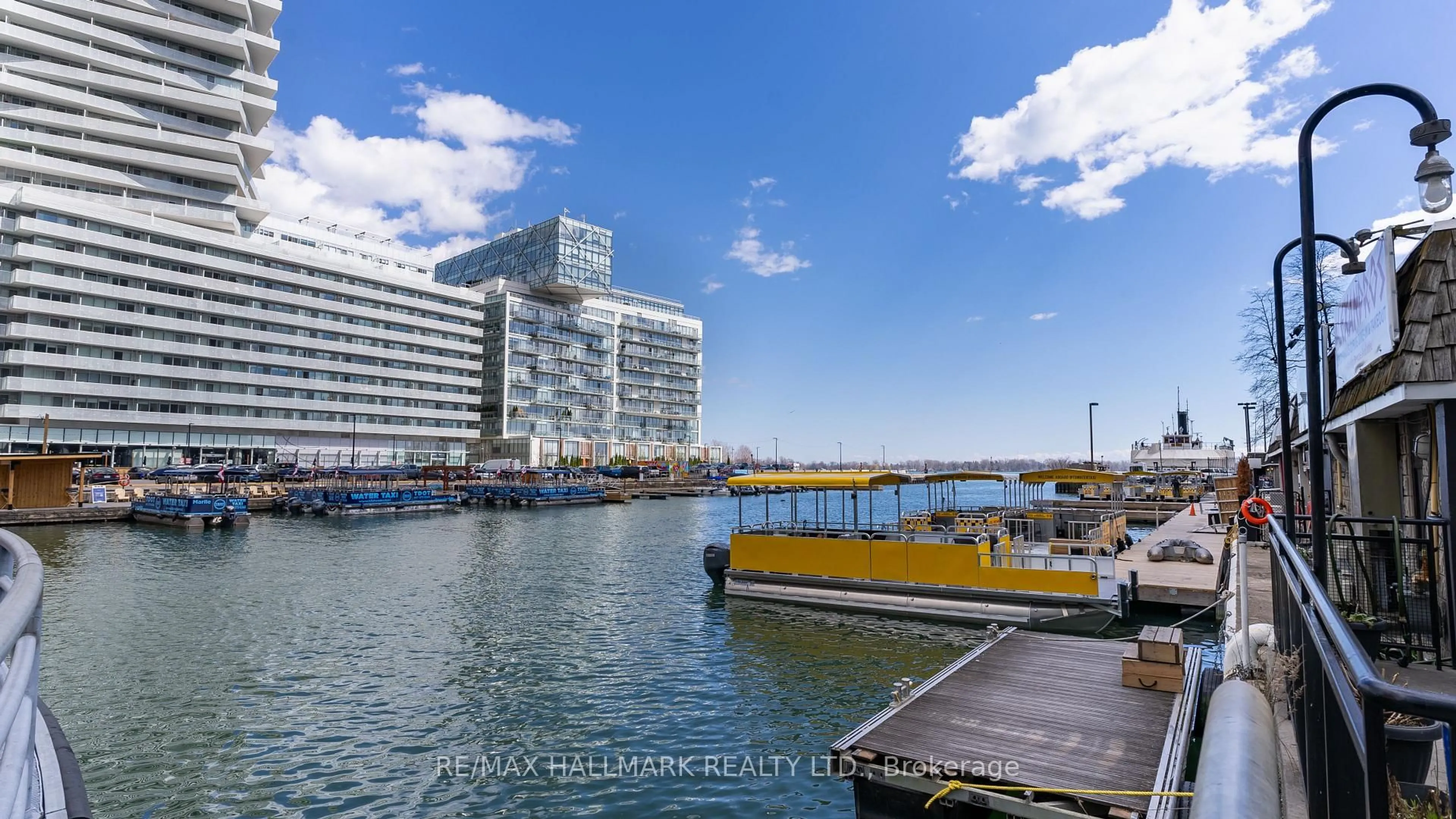 Blurry image for 10 Queens Quay #Ph9, Toronto Ontario M5J 2R9