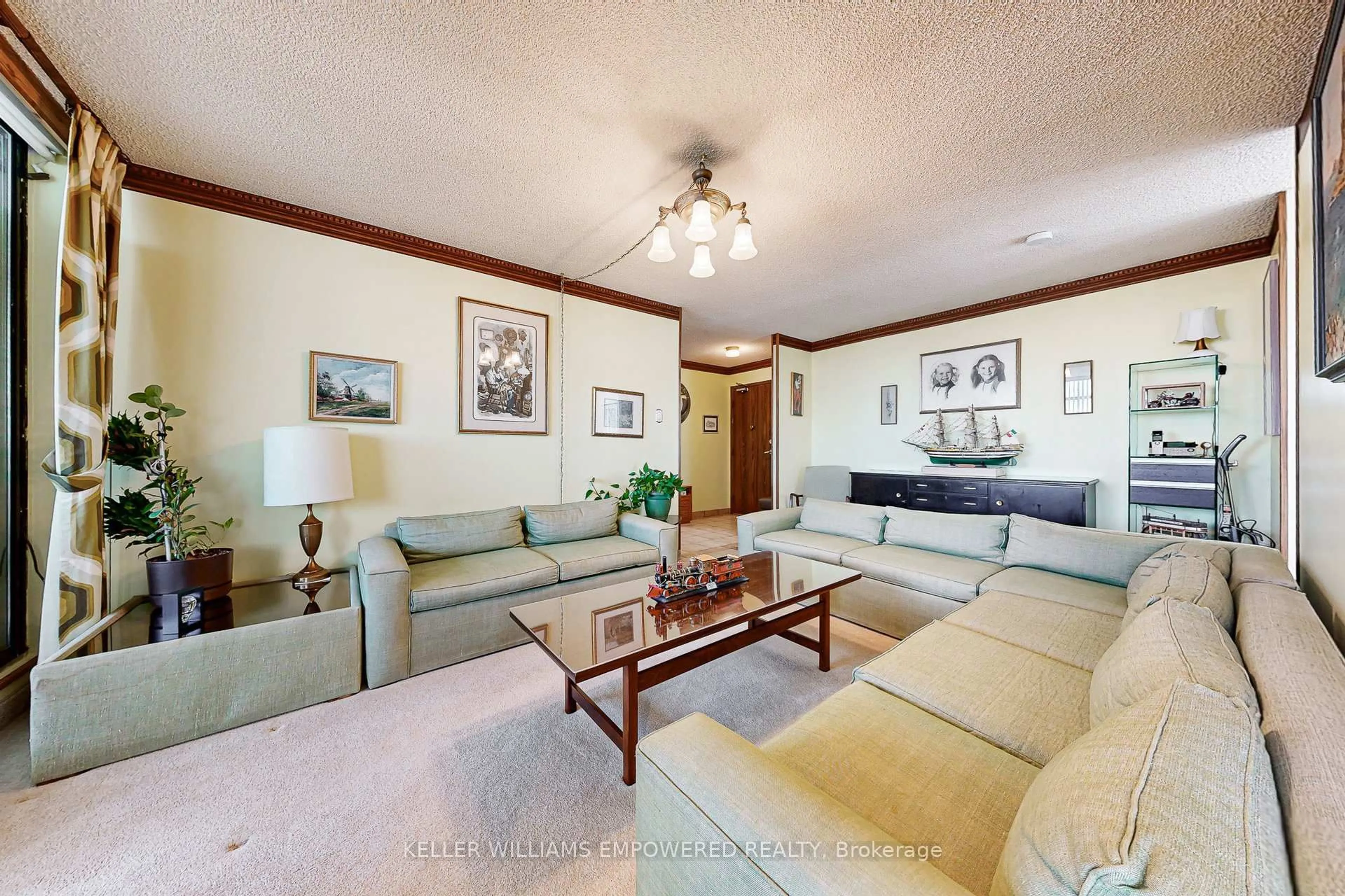 Living room with furniture, unknown for 100 Antibes Dr #2307, Toronto Ontario M2R 3N1