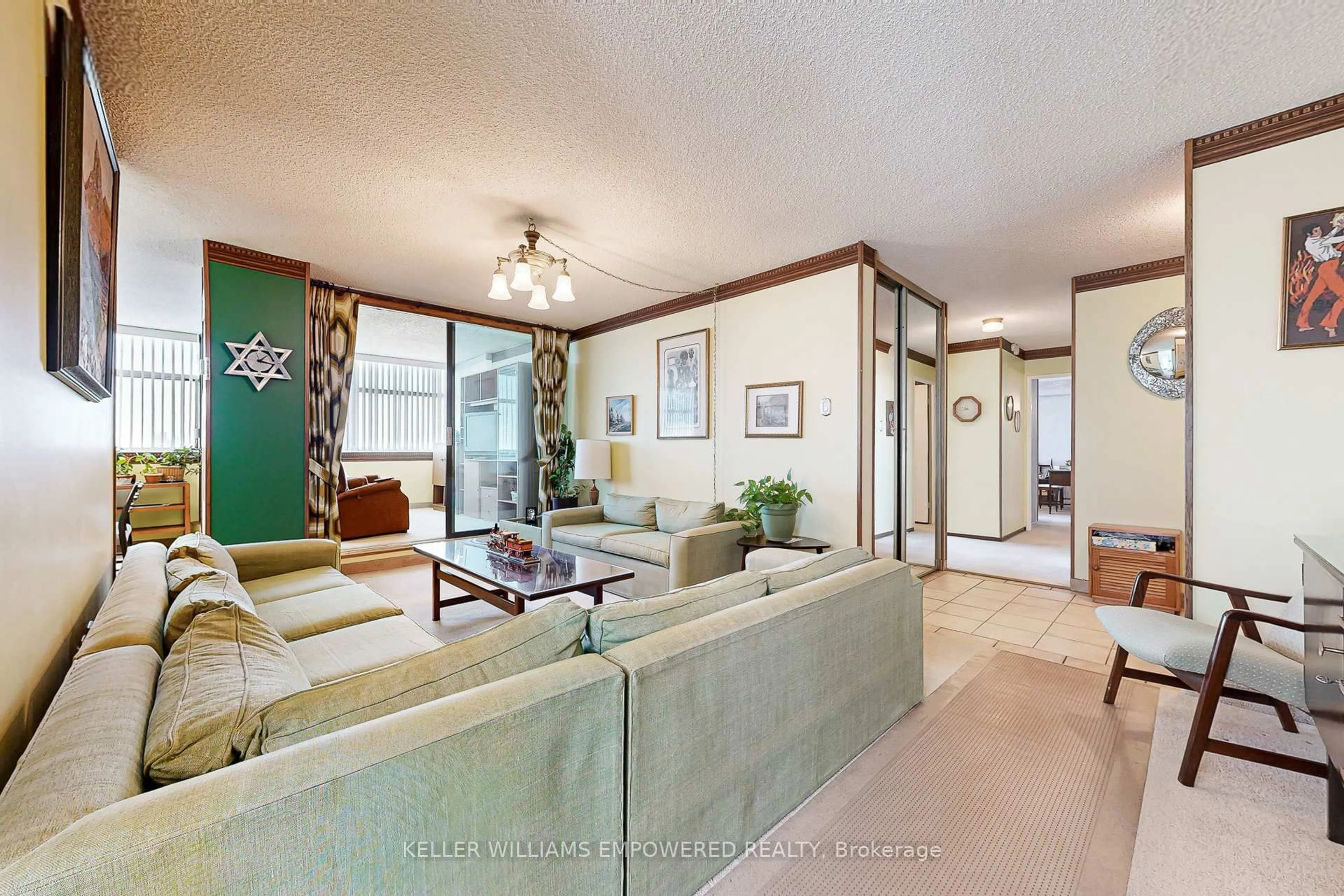 Living room with furniture, unknown for 100 Antibes Dr #2307, Toronto Ontario M2R 3N1