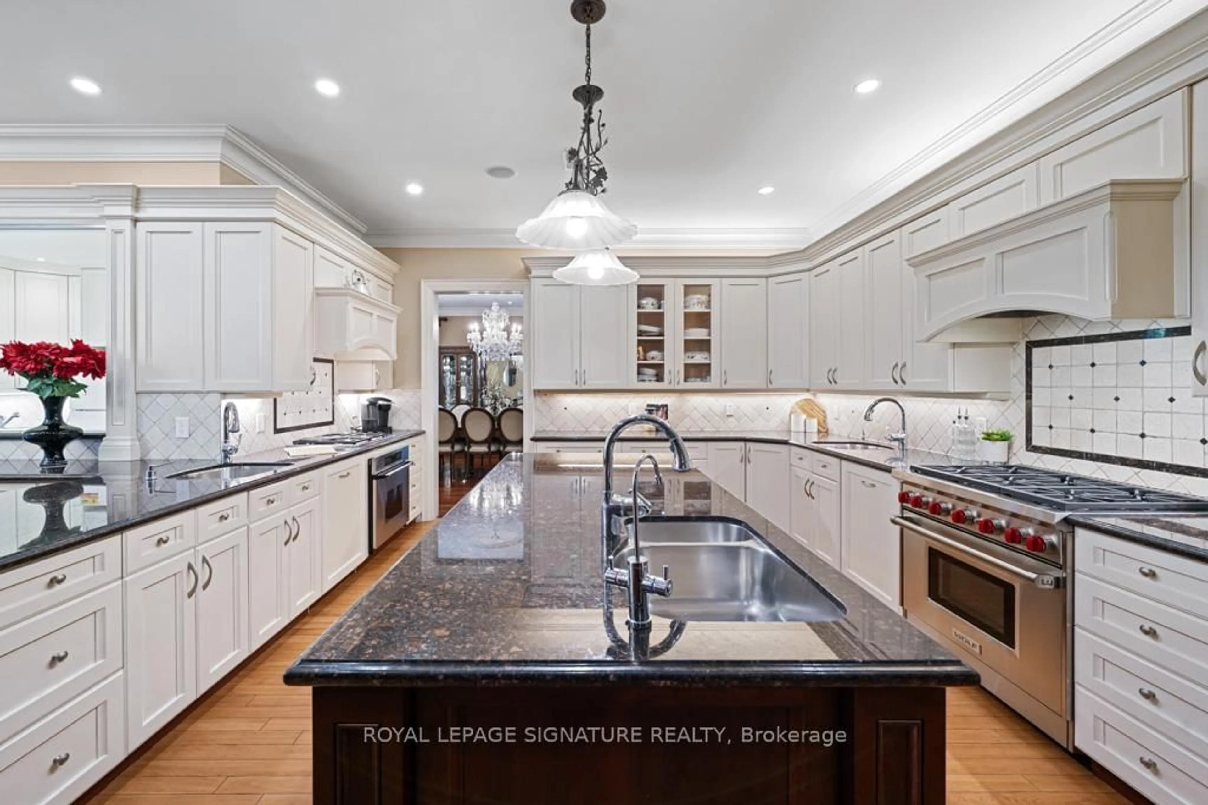 Open concept kitchen, ceramic/tile floor for 428 Glengrove Ave, Toronto Ontario M5N 1X2