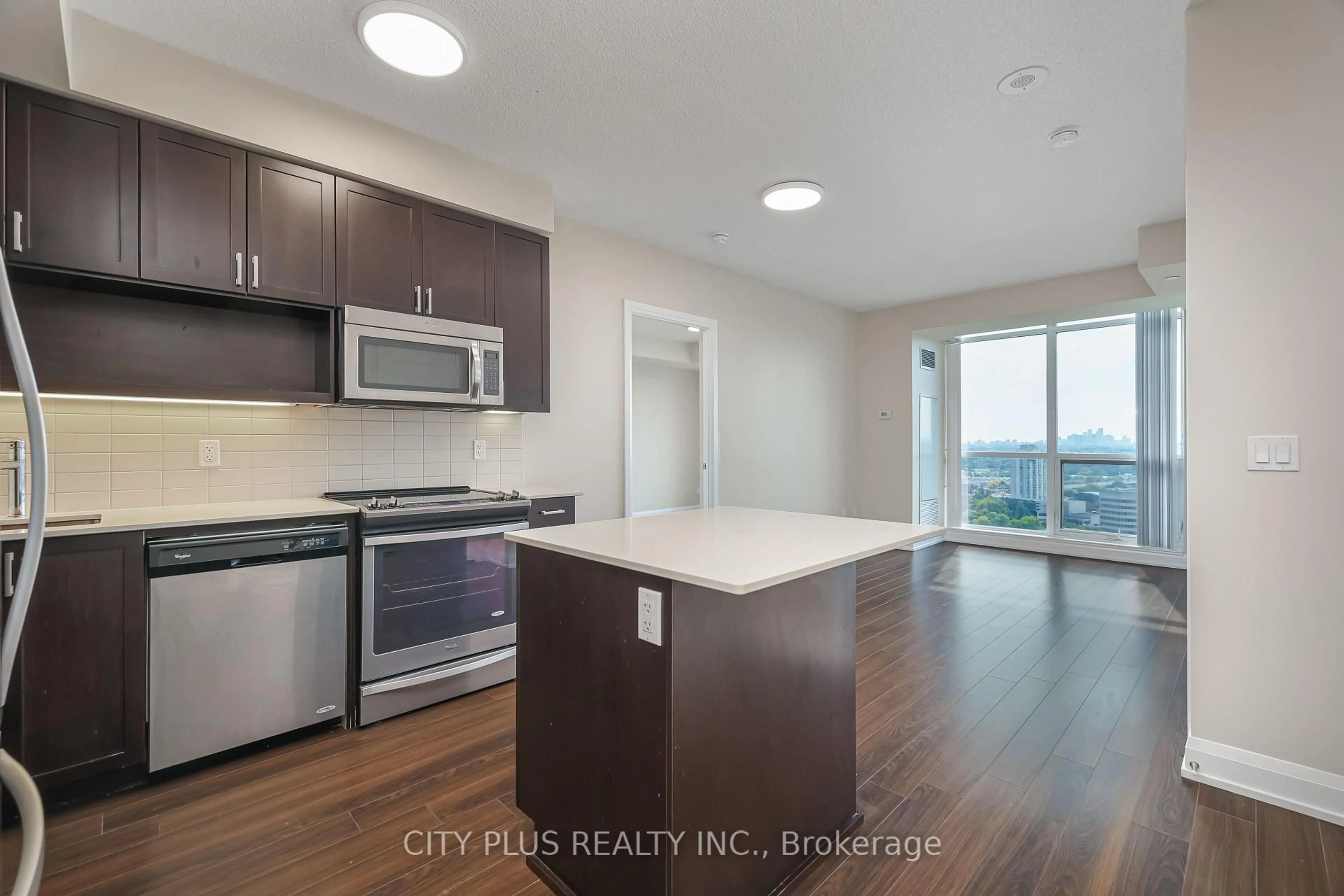 Open concept kitchen, wood/laminate floor for 18 Graydon Hall Dr #2311, Toronto Ontario M3A 0A4