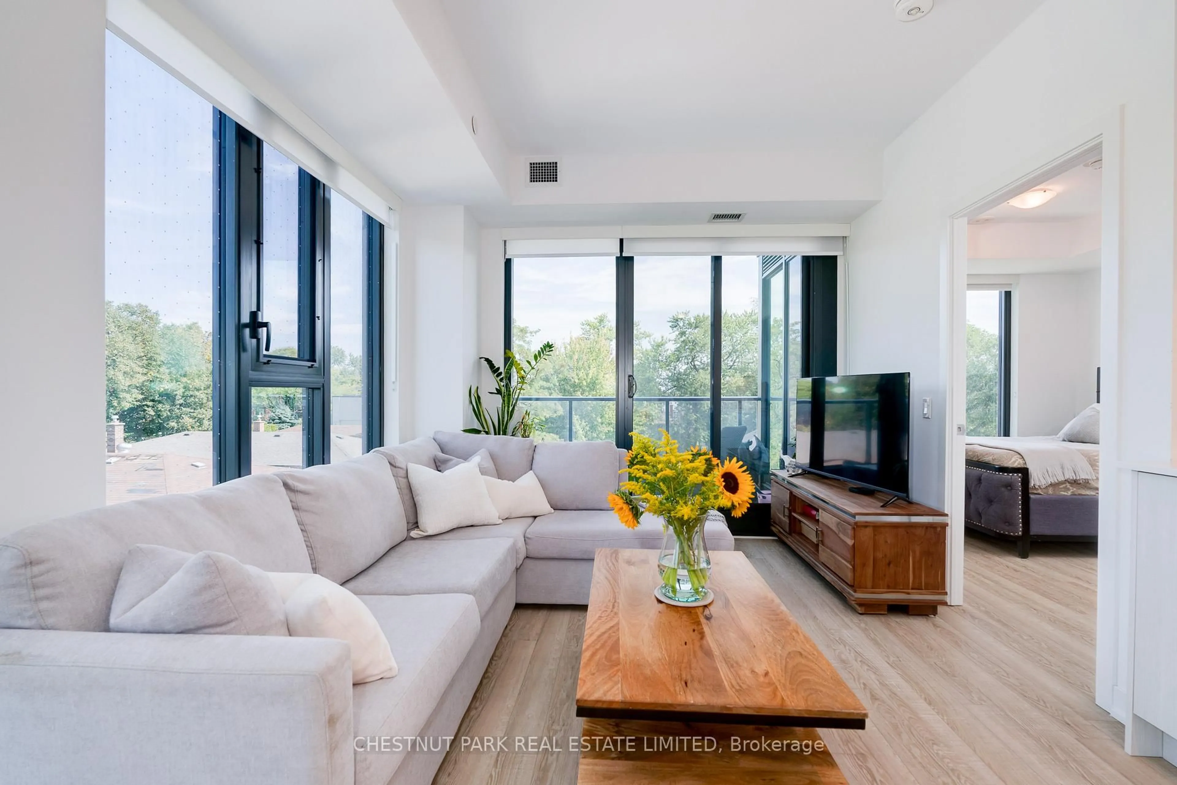 Living room with furniture, unknown for 250 Lawrence Ave #406, Toronto Ontario M5M 1B1