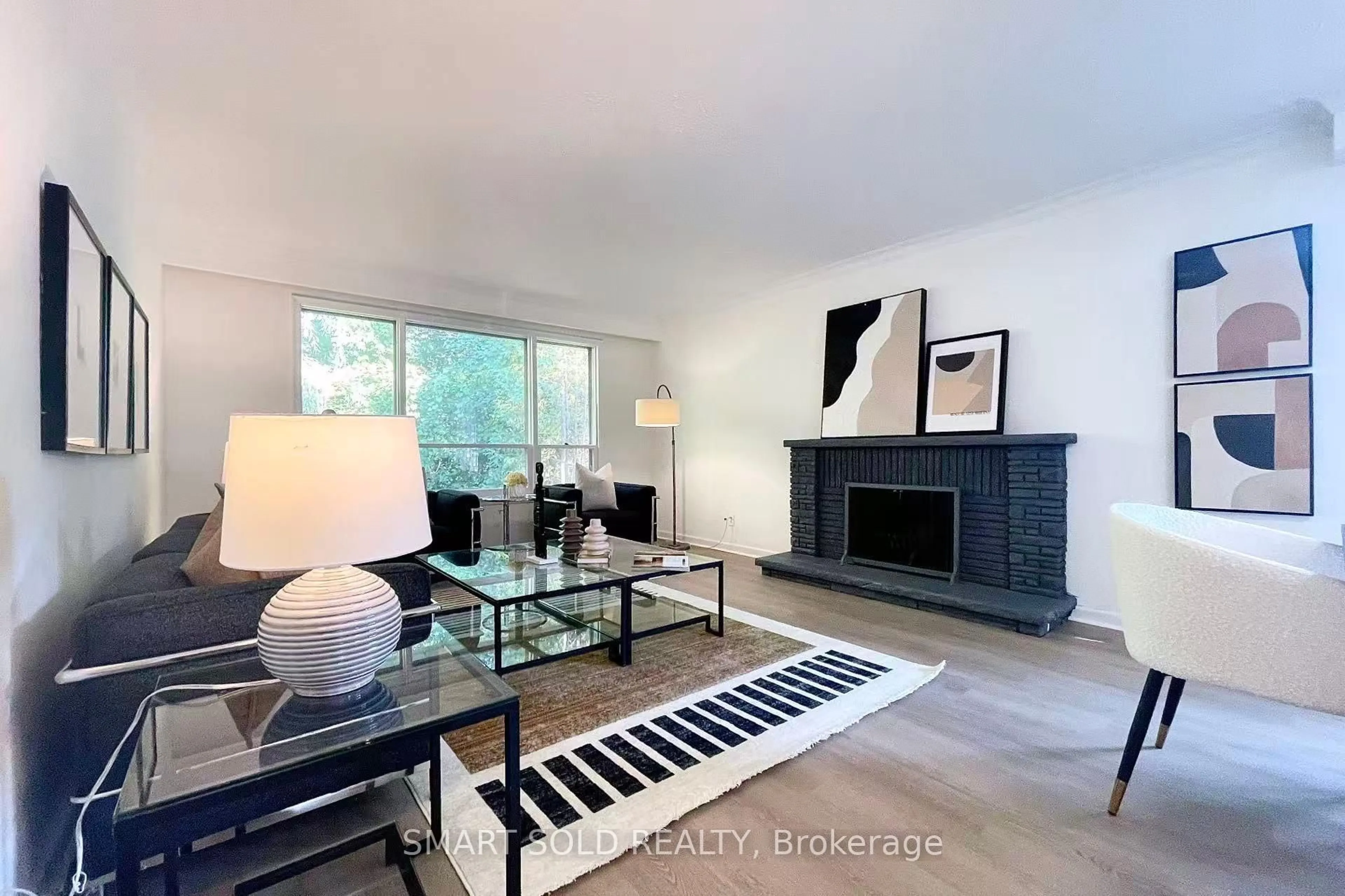 Living room with furniture, unknown for 81 Maxome Ave, Toronto Ontario M2M 3K2