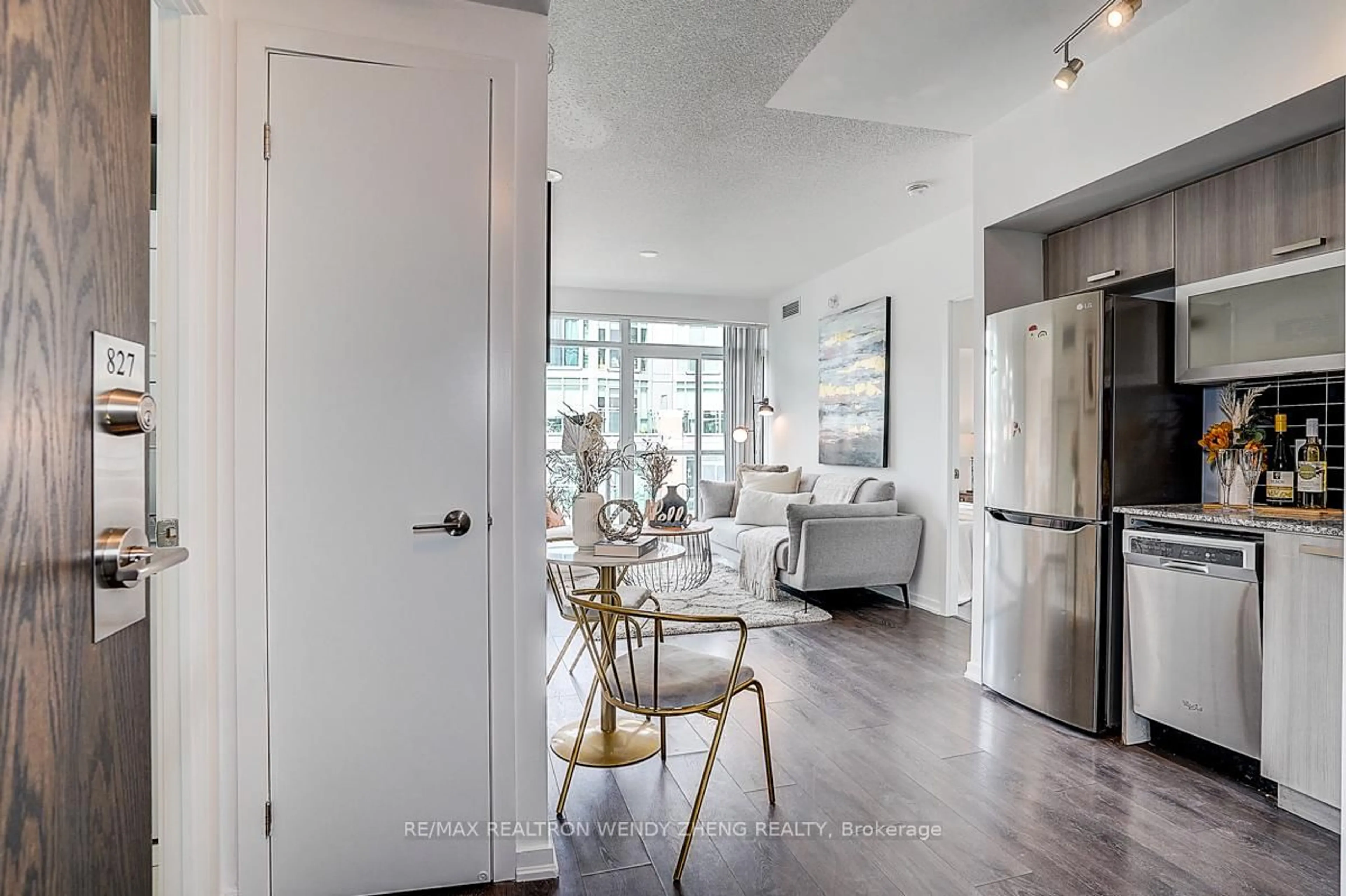 Open concept kitchen, unknown for 68 Abell St #827, Toronto Ontario M6J 0B1