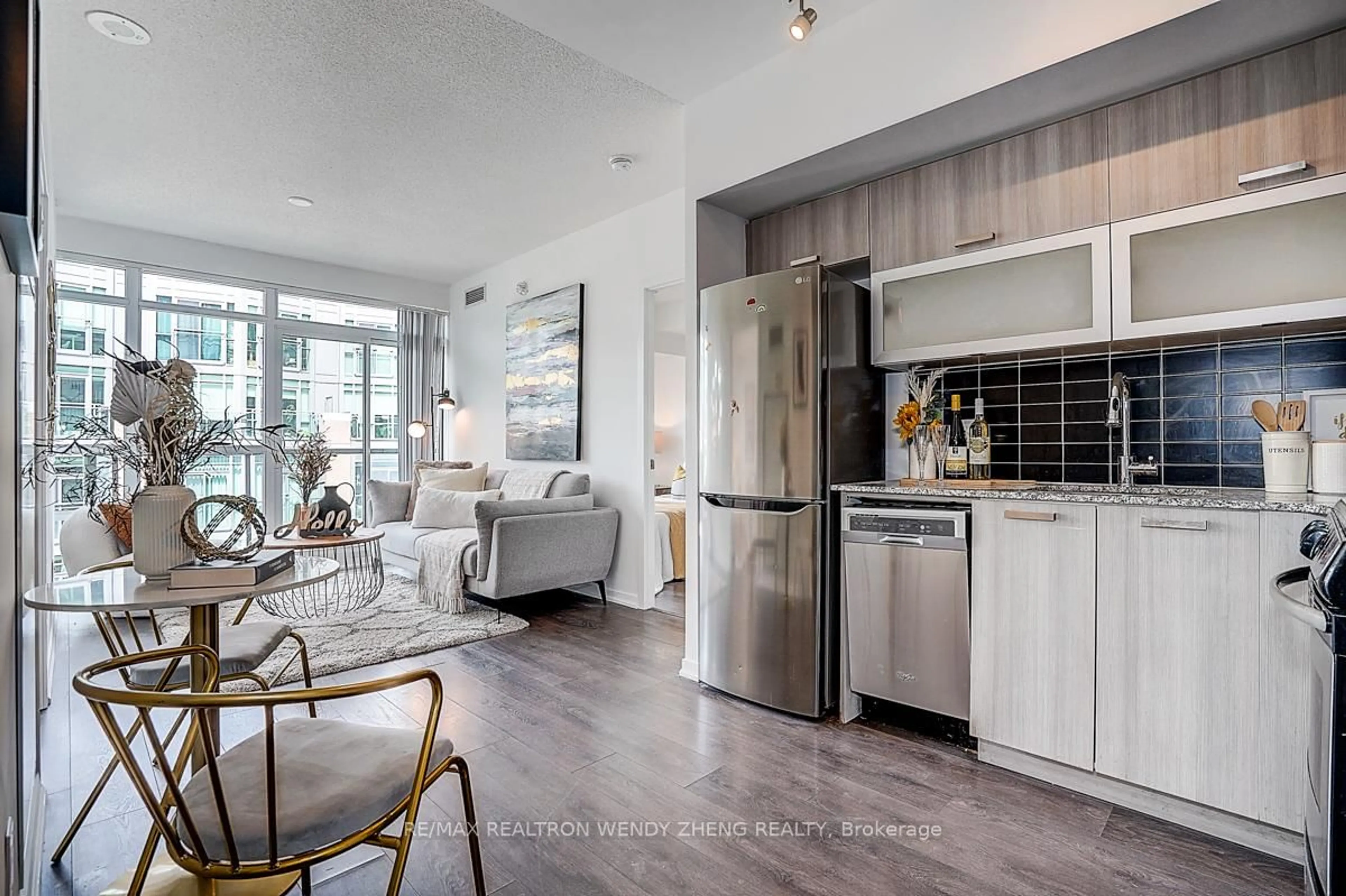Open concept kitchen, unknown for 68 Abell St #827, Toronto Ontario M6J 0B1