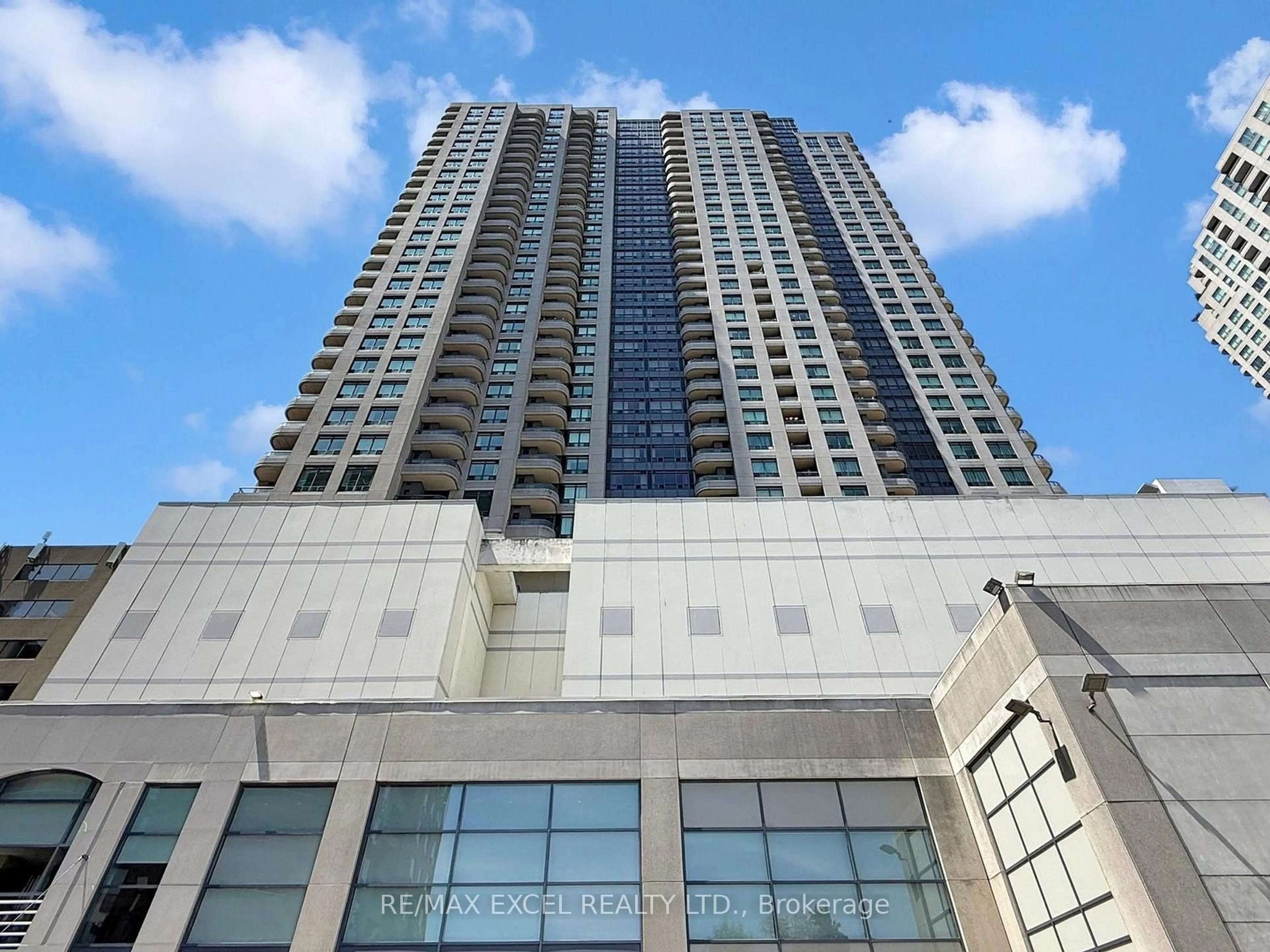 Unknown for 8 Hillcrest Ave #2302, Toronto Ontario M2N 3N5