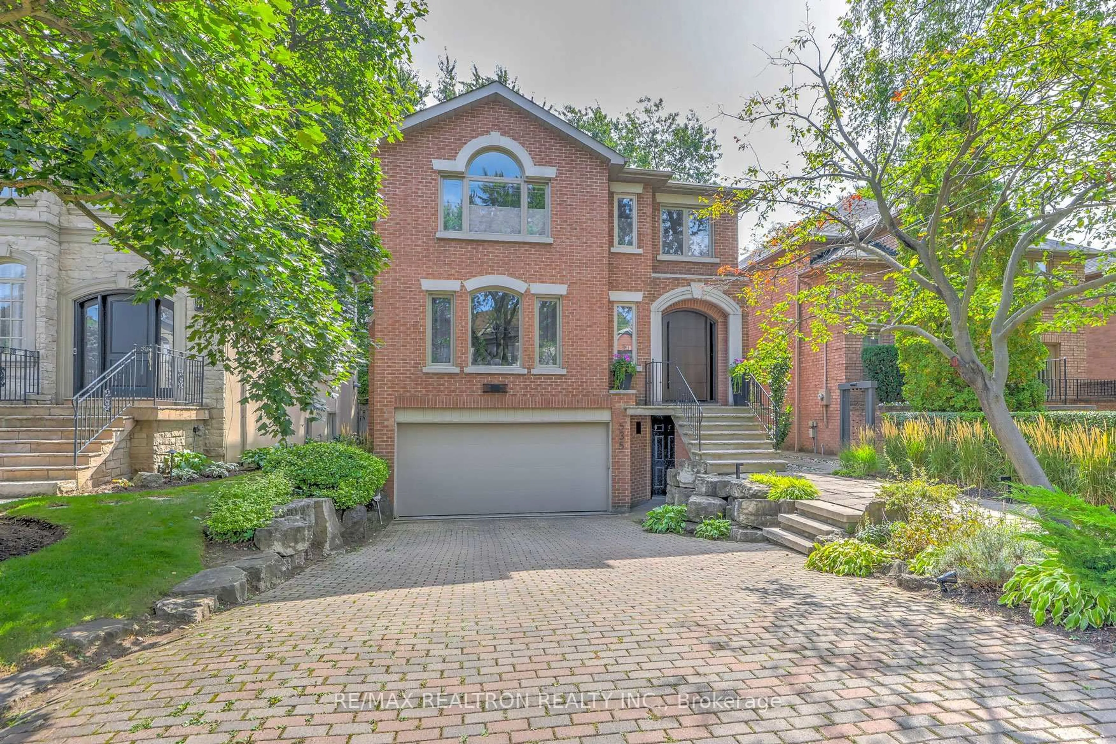 Home with brick exterior material, street for 535 Brookdale Ave, Toronto Ontario M5M 1S1
