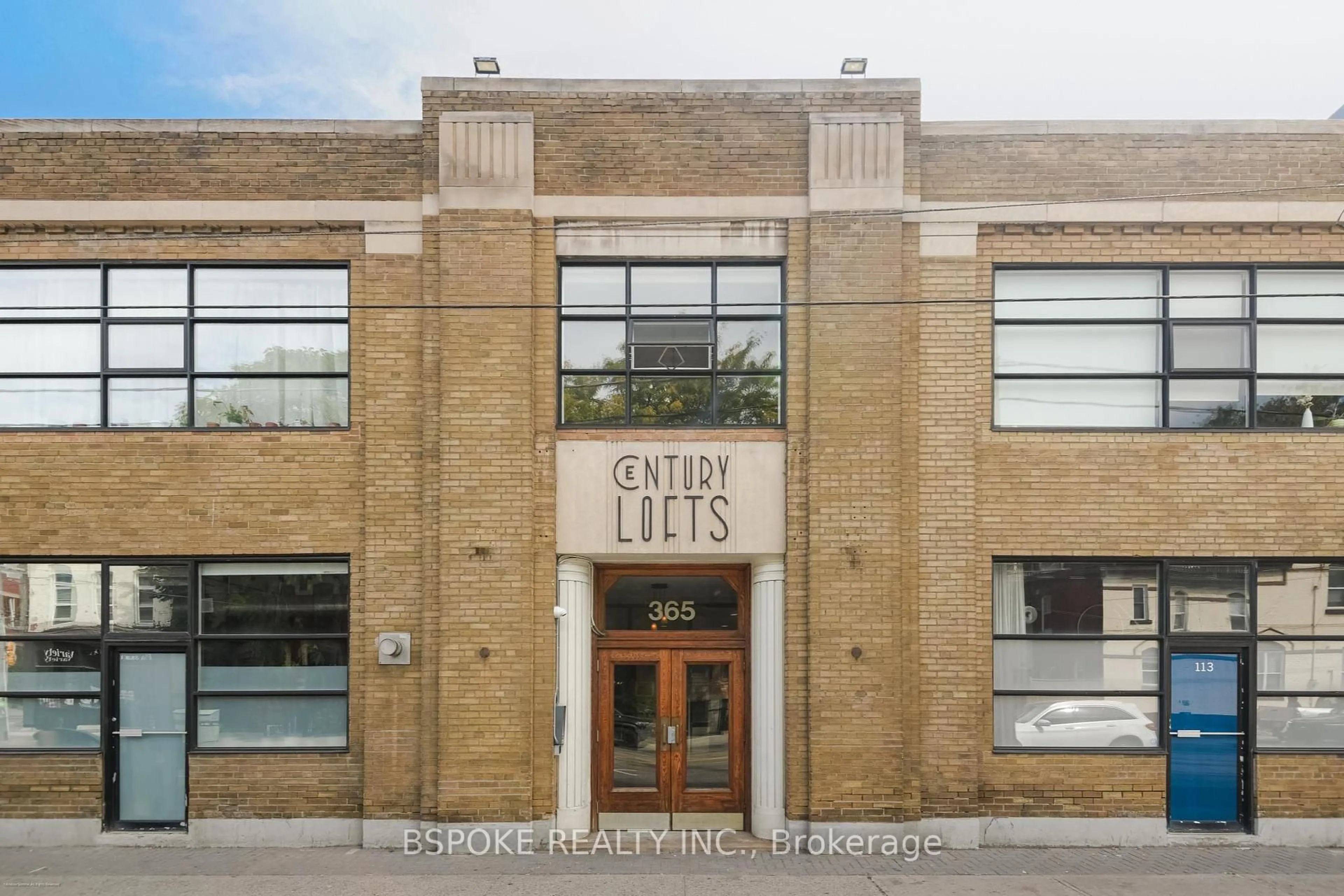 Indoor foyer for 365 Dundas St #115, Toronto Ontario M5A 4R9